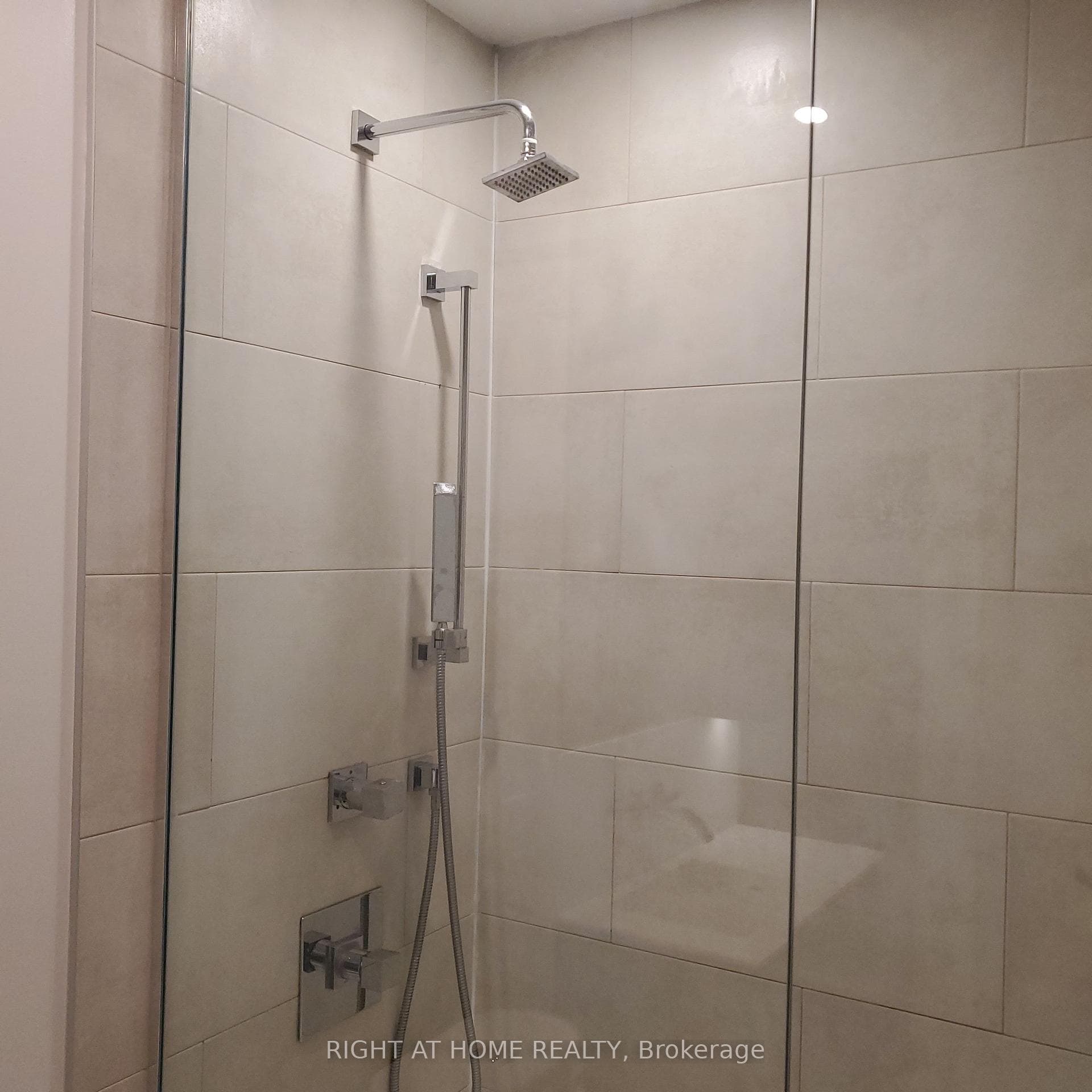 12 Bonnycastle Street Unit 824 photo 14