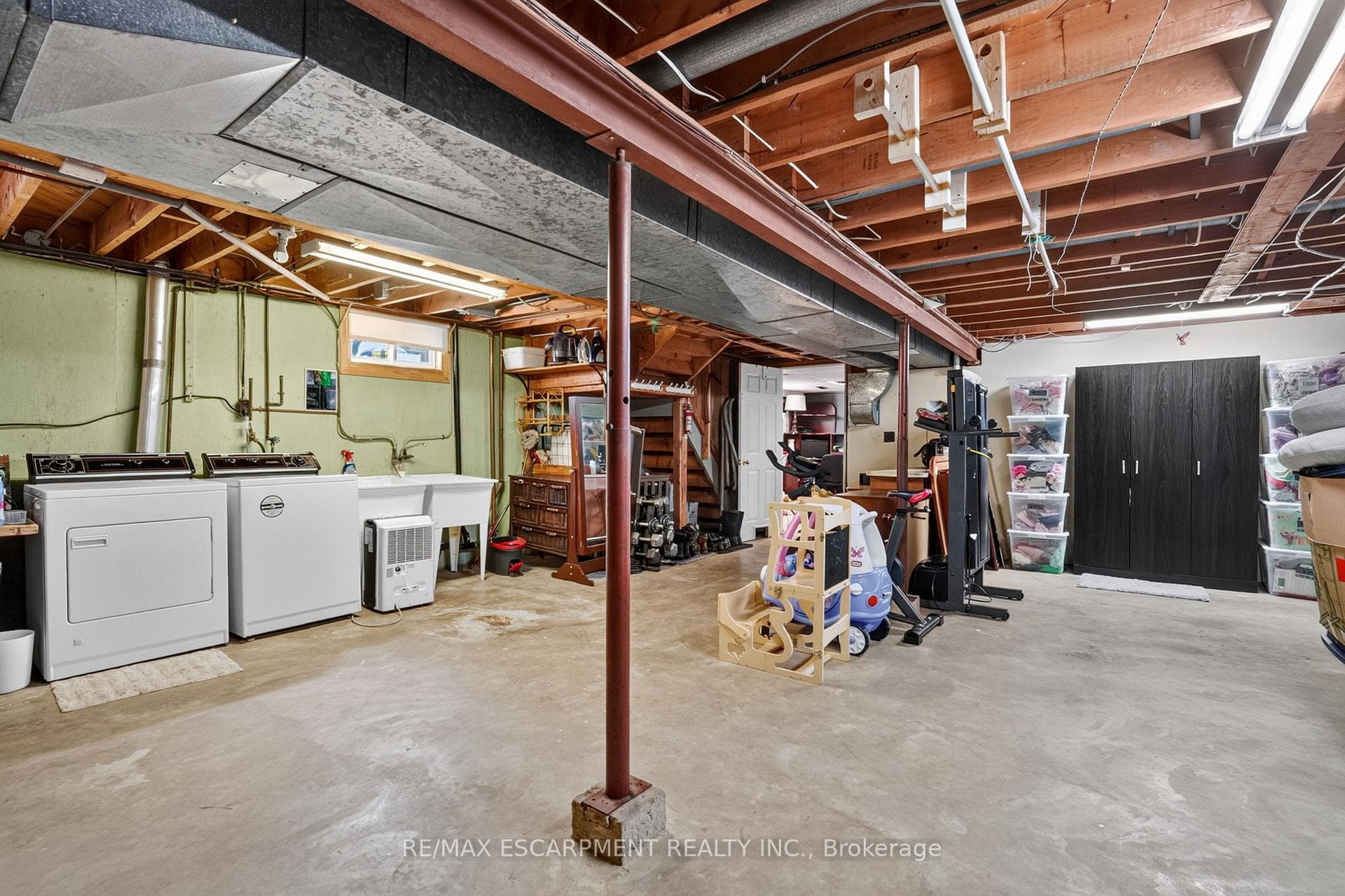 126 Victoria Avenue photo 34