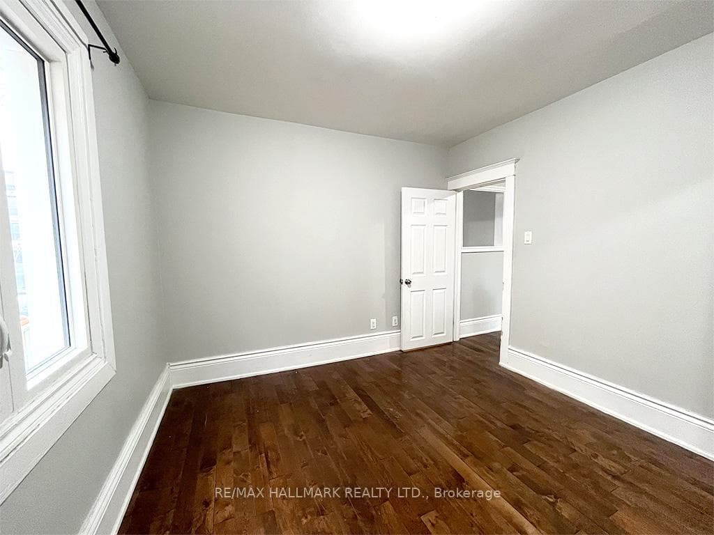 67 Claremore Avenue photo 13