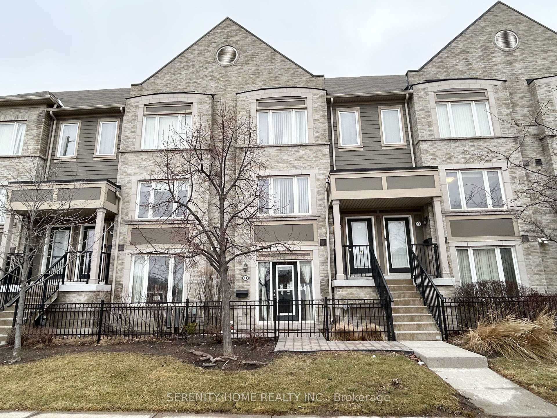 2875 Hazelton Place Unit 10 photo 1