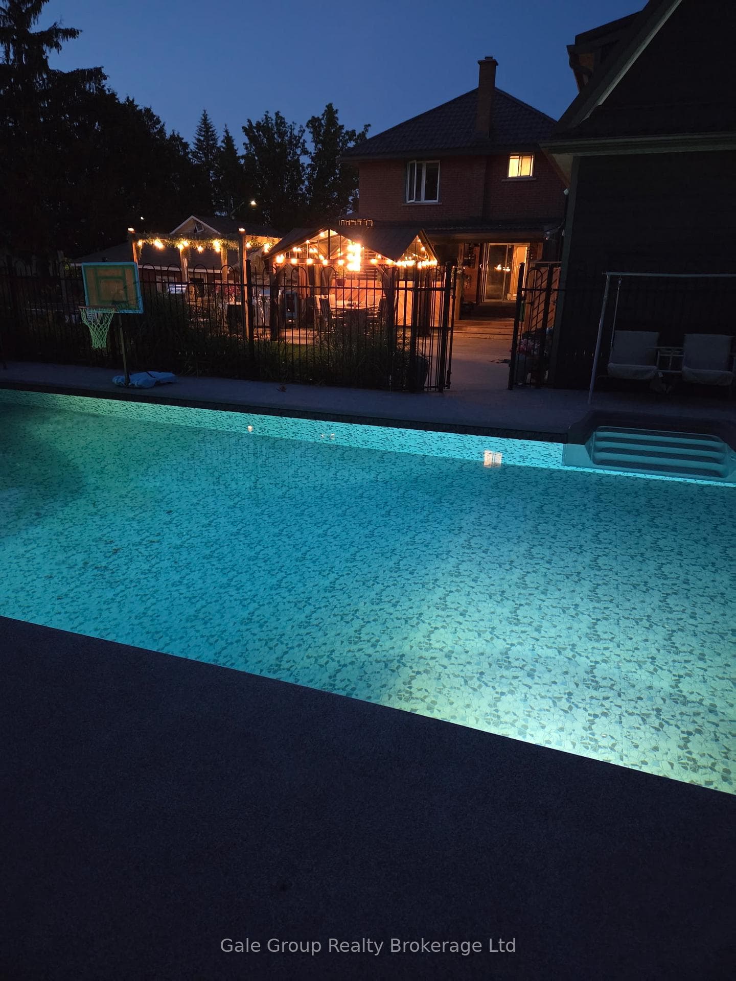 7 Fidler Avenue photo 22