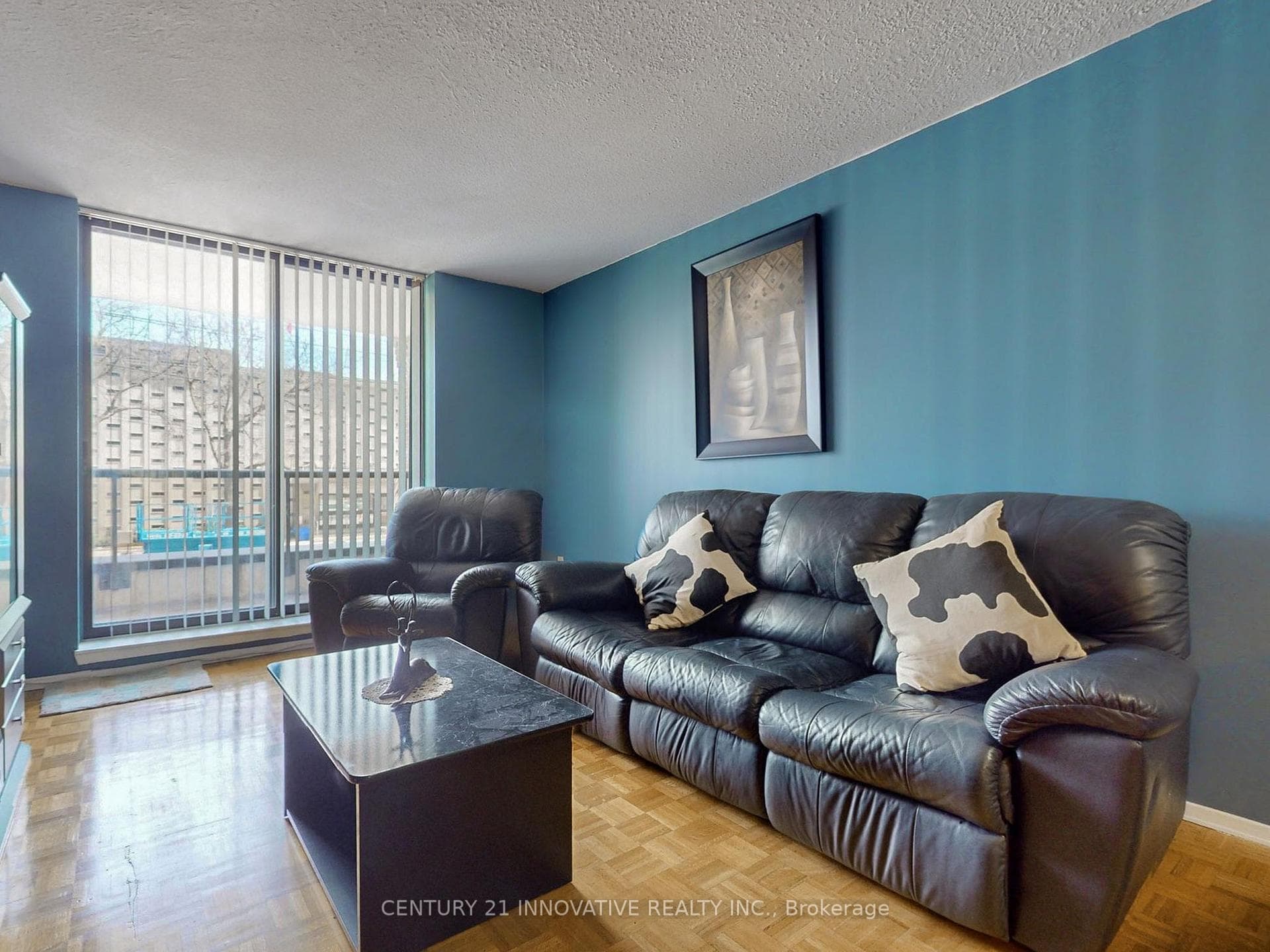 250 Jarvis Street Unit 203 photo 8
