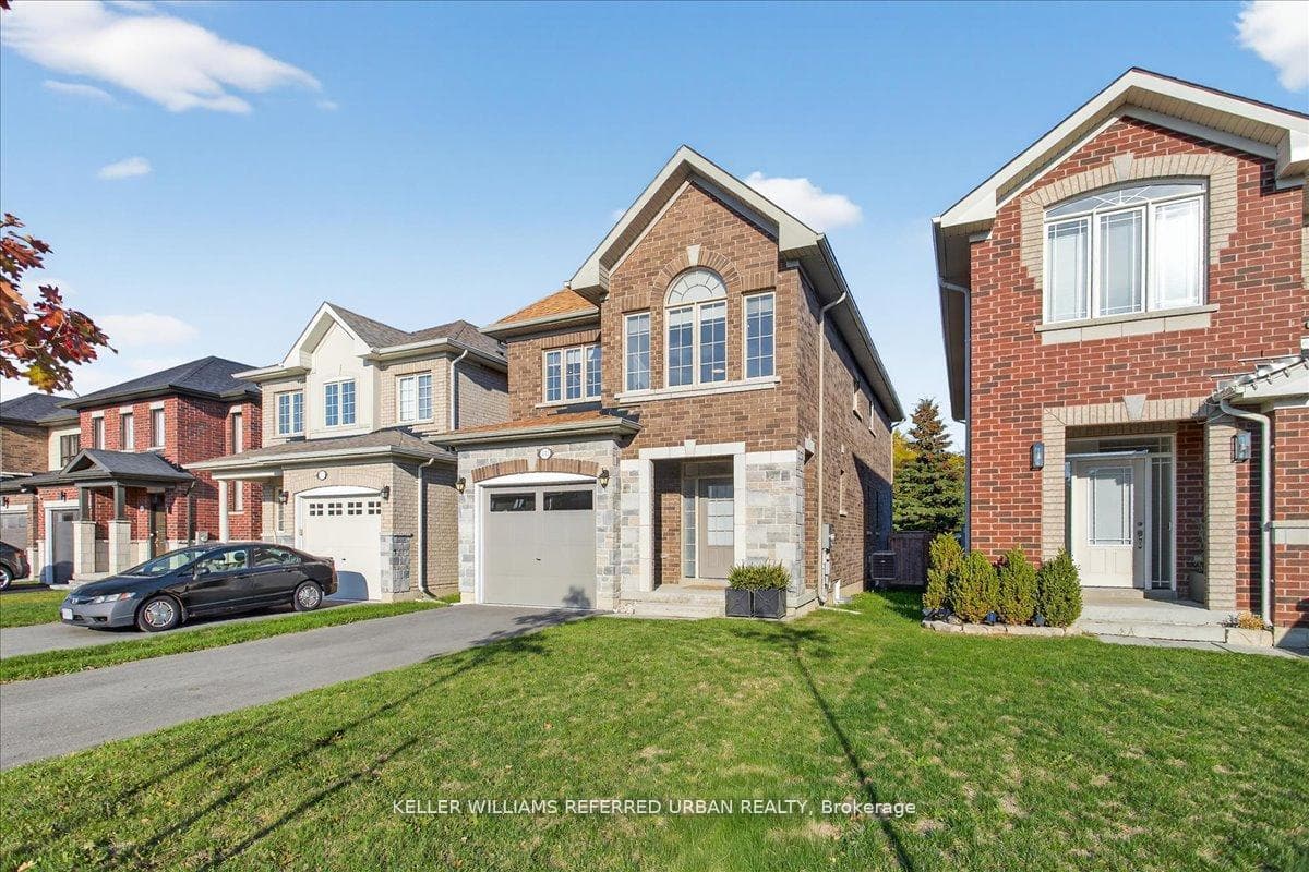431 Rita's Avenue photo 2