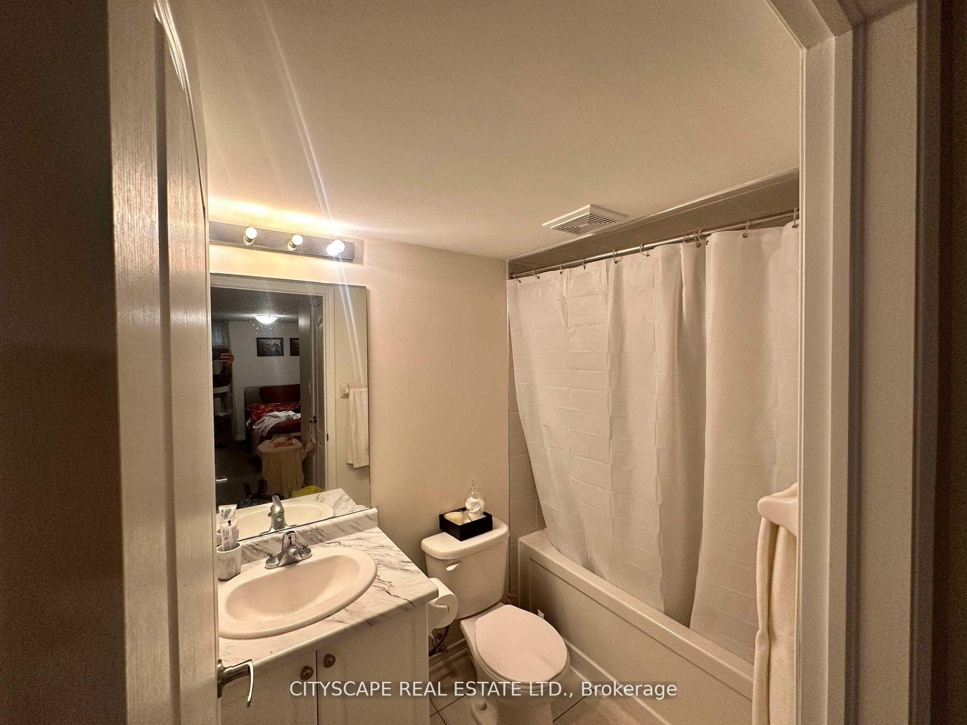 11 Applewood Lane Unit 114 photo 11