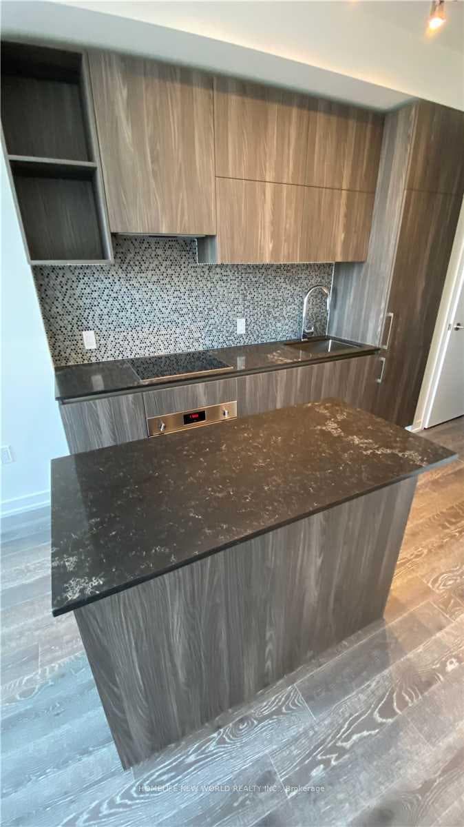 1 Yorkville Avenue Unit 2810 photo 11