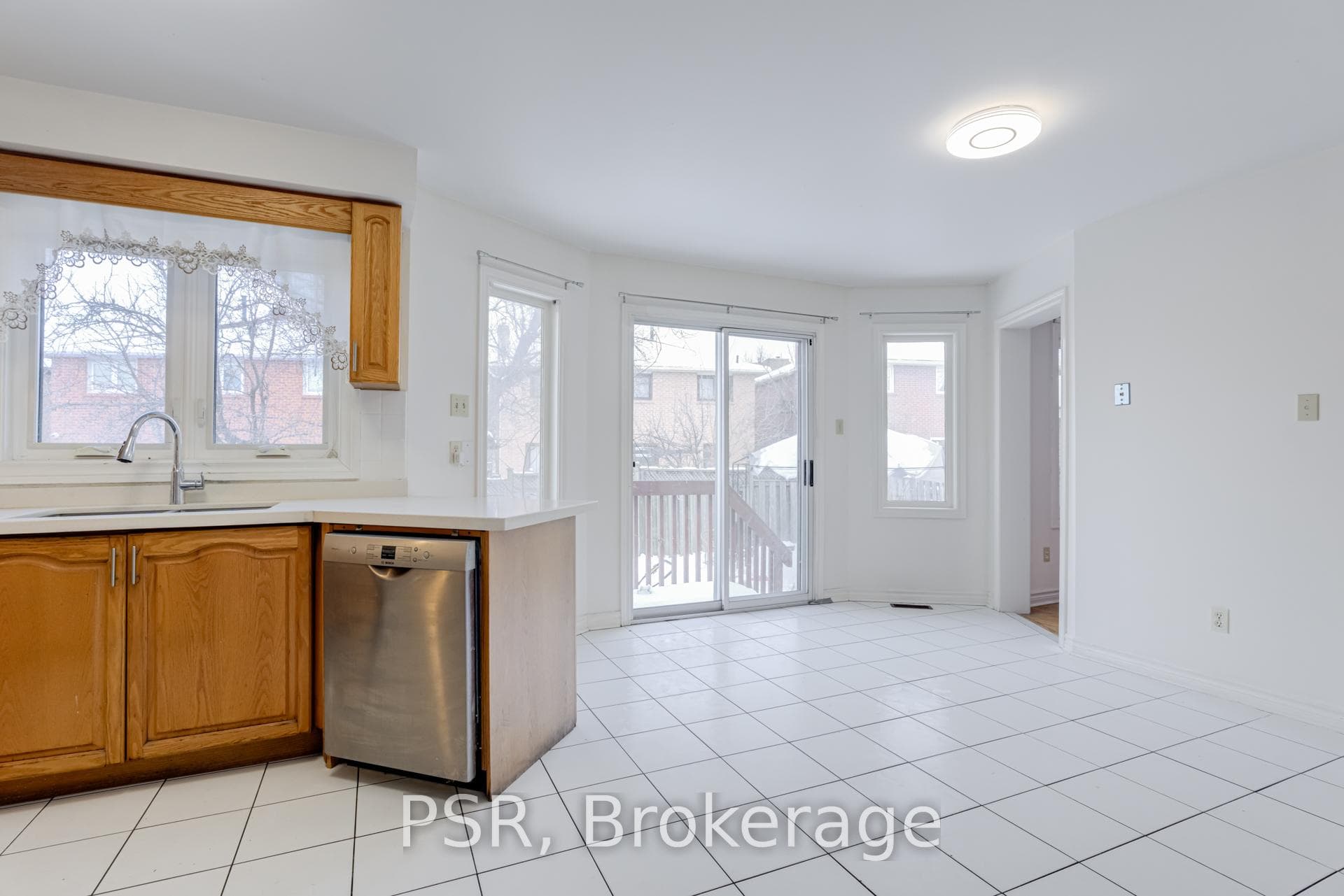 1465 Silky Rose Court photo 9