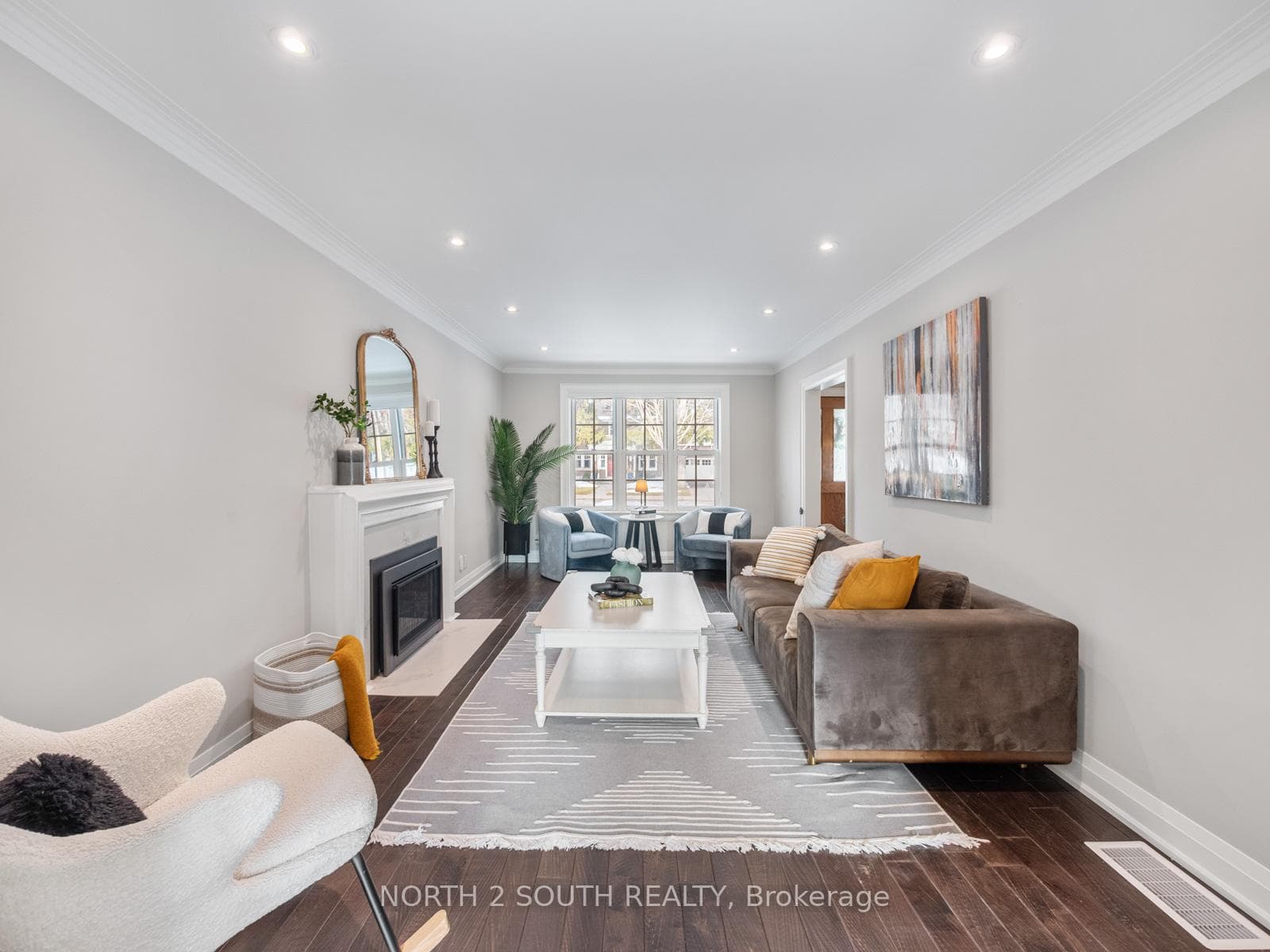 298 Douglas Avenue photo 16