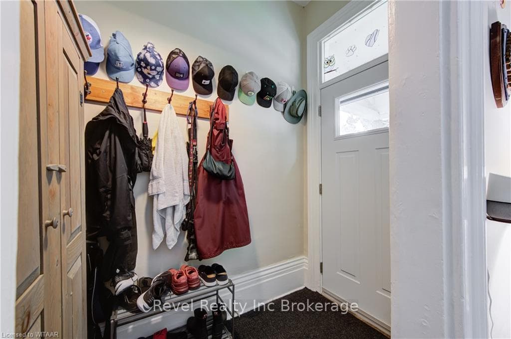 98 WILLIAM Street photo 3