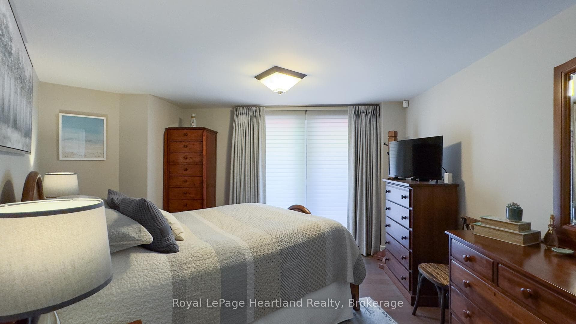 5 COBOURG Street Unit 100 photo 10