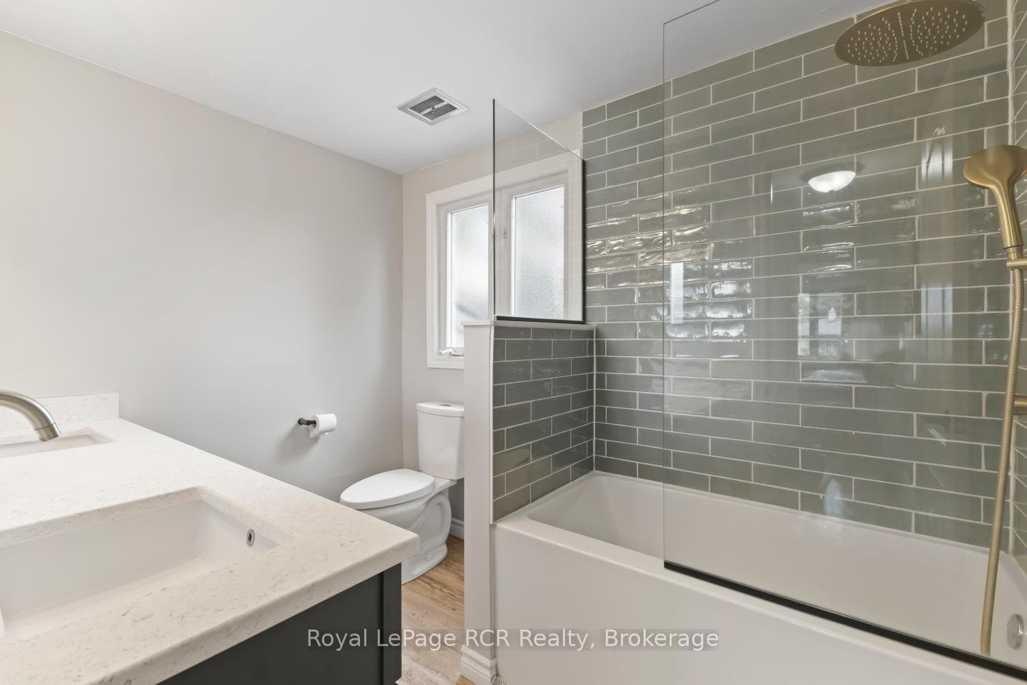 224 4th Avenue photo 21