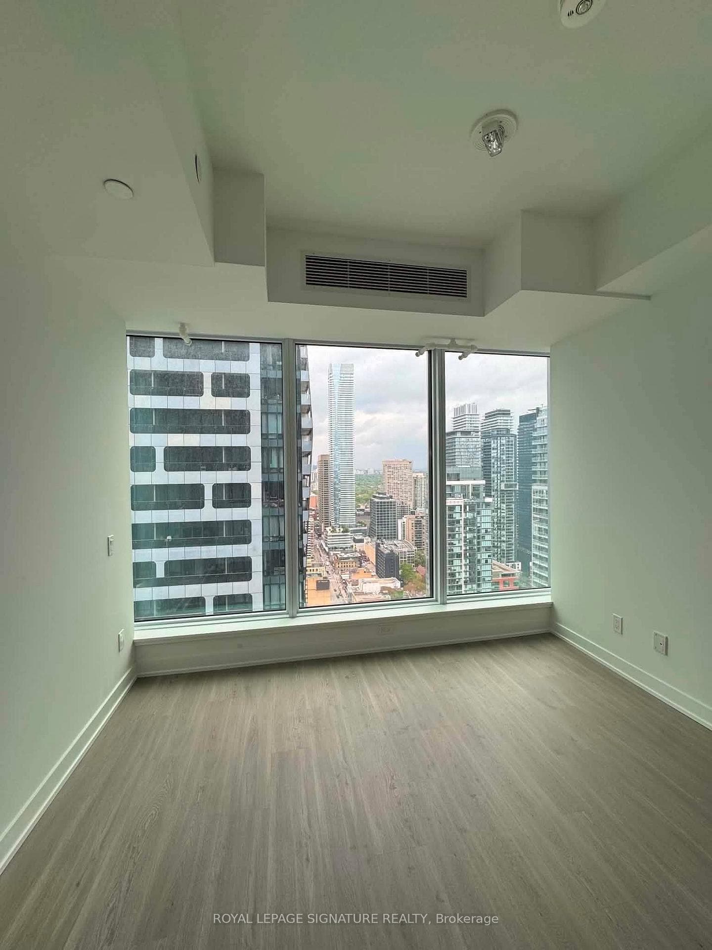 8 Wellesley Street Unit 4608 photo 7