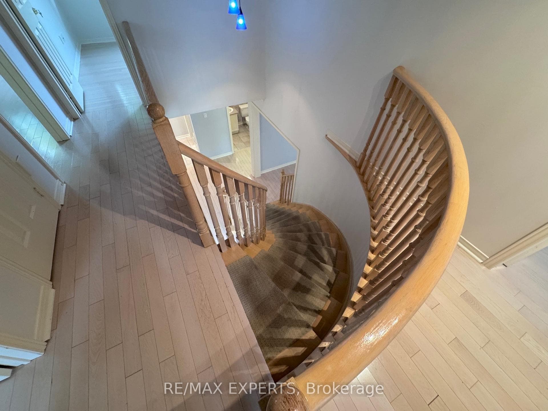 232 Barondale Drive photo 18
