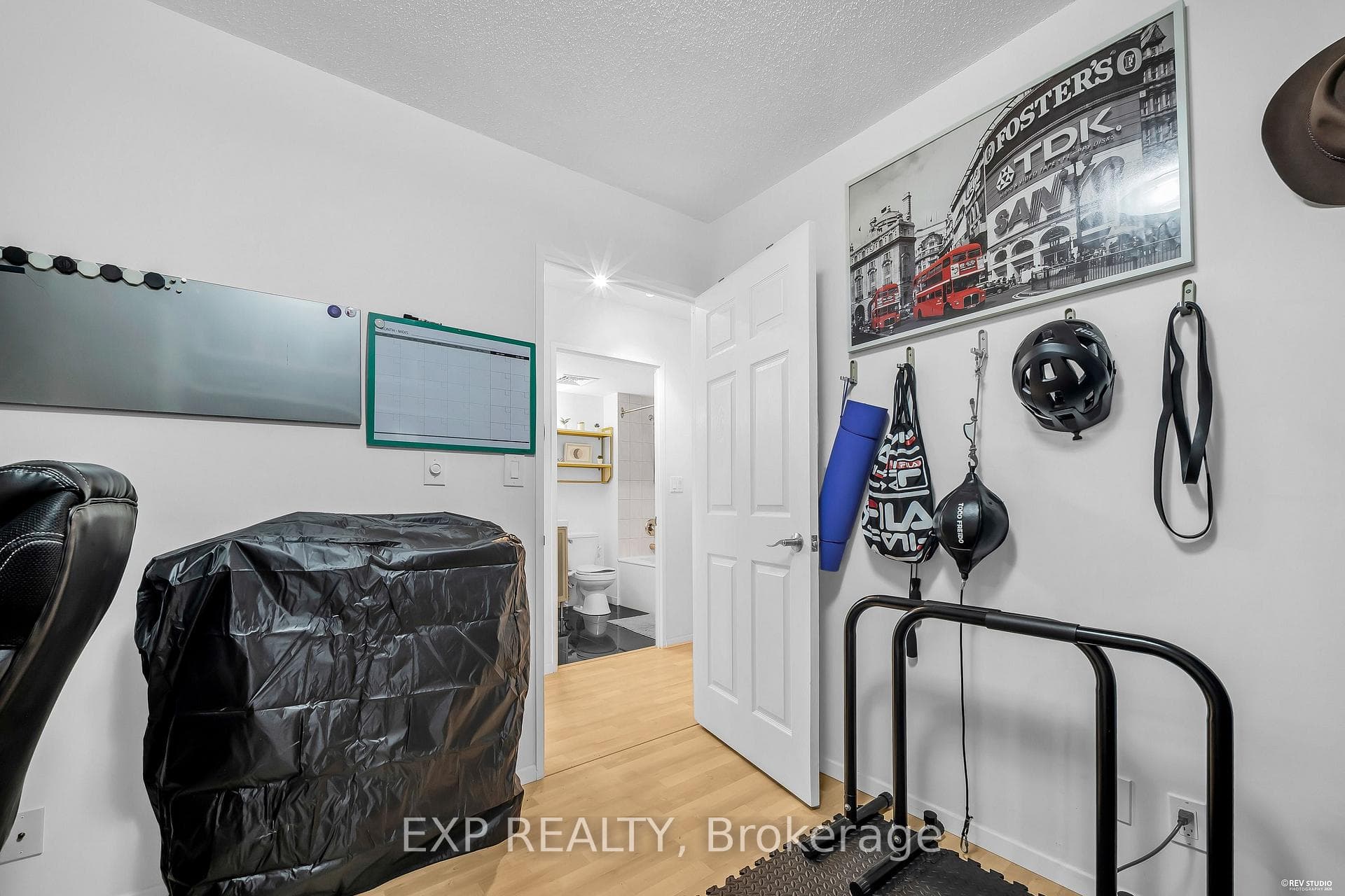 8 Lee Centre Drive Unit 1016 photo 21