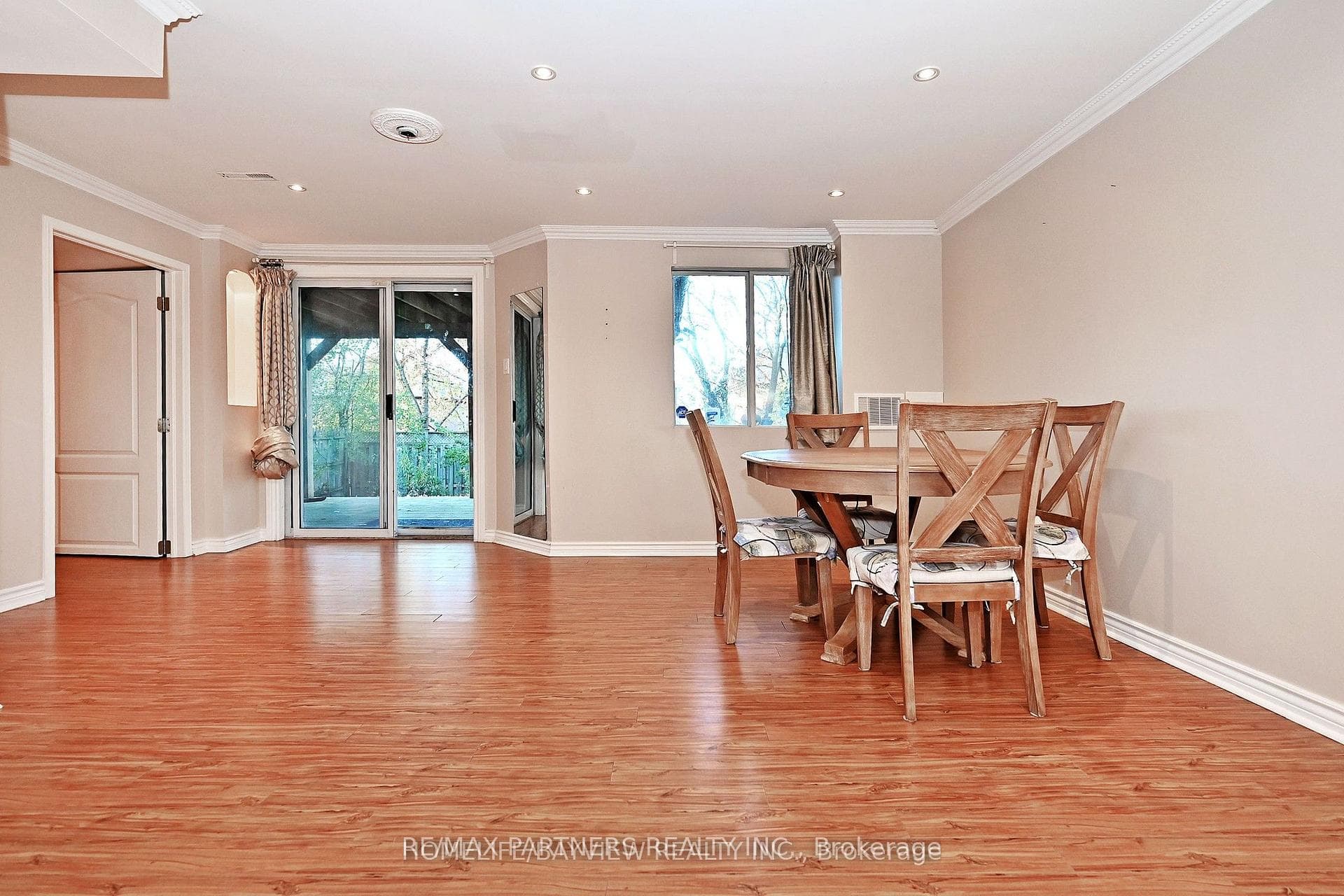 26 Sandfield Drive photo 36