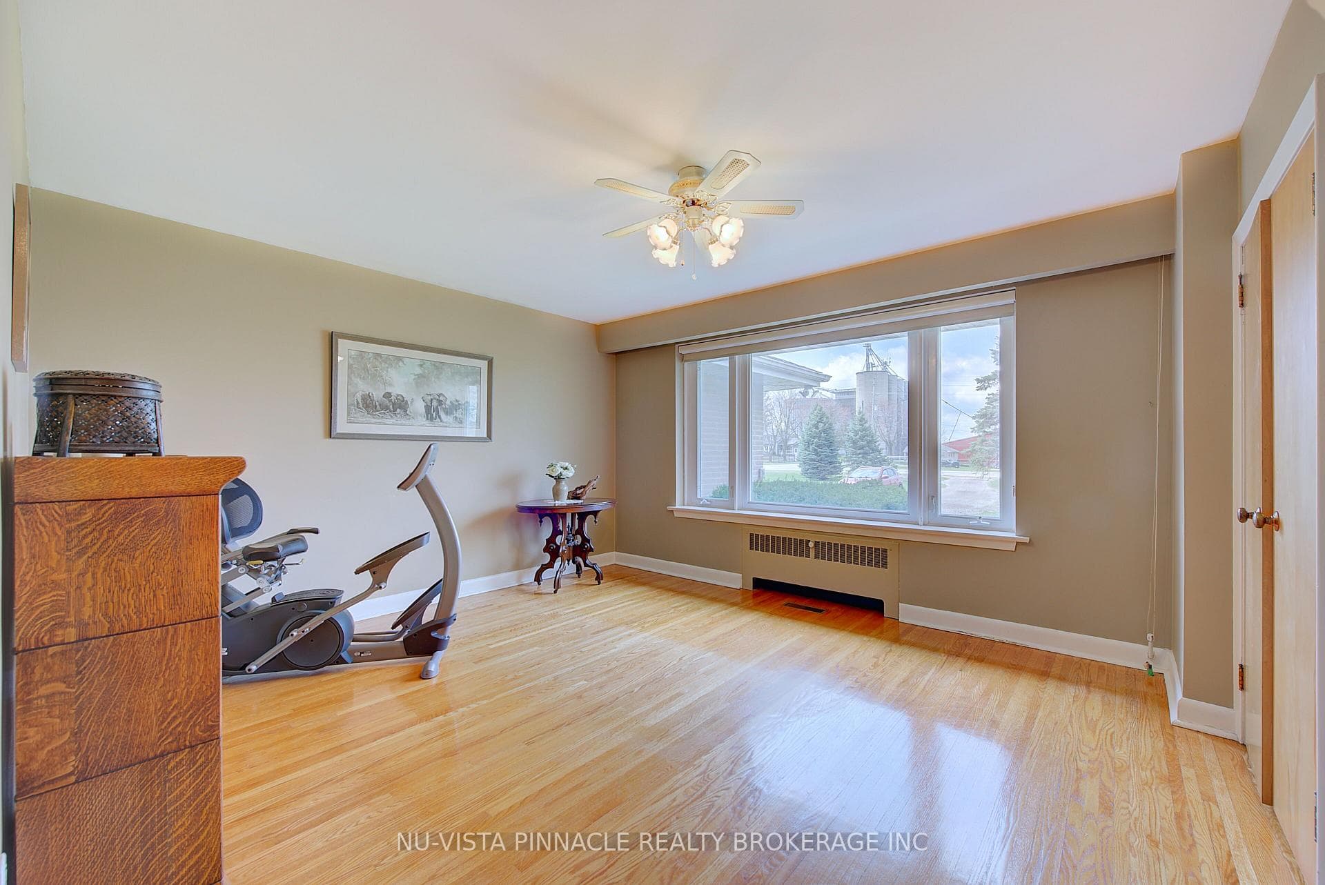 21752 Richmond Street photo 21