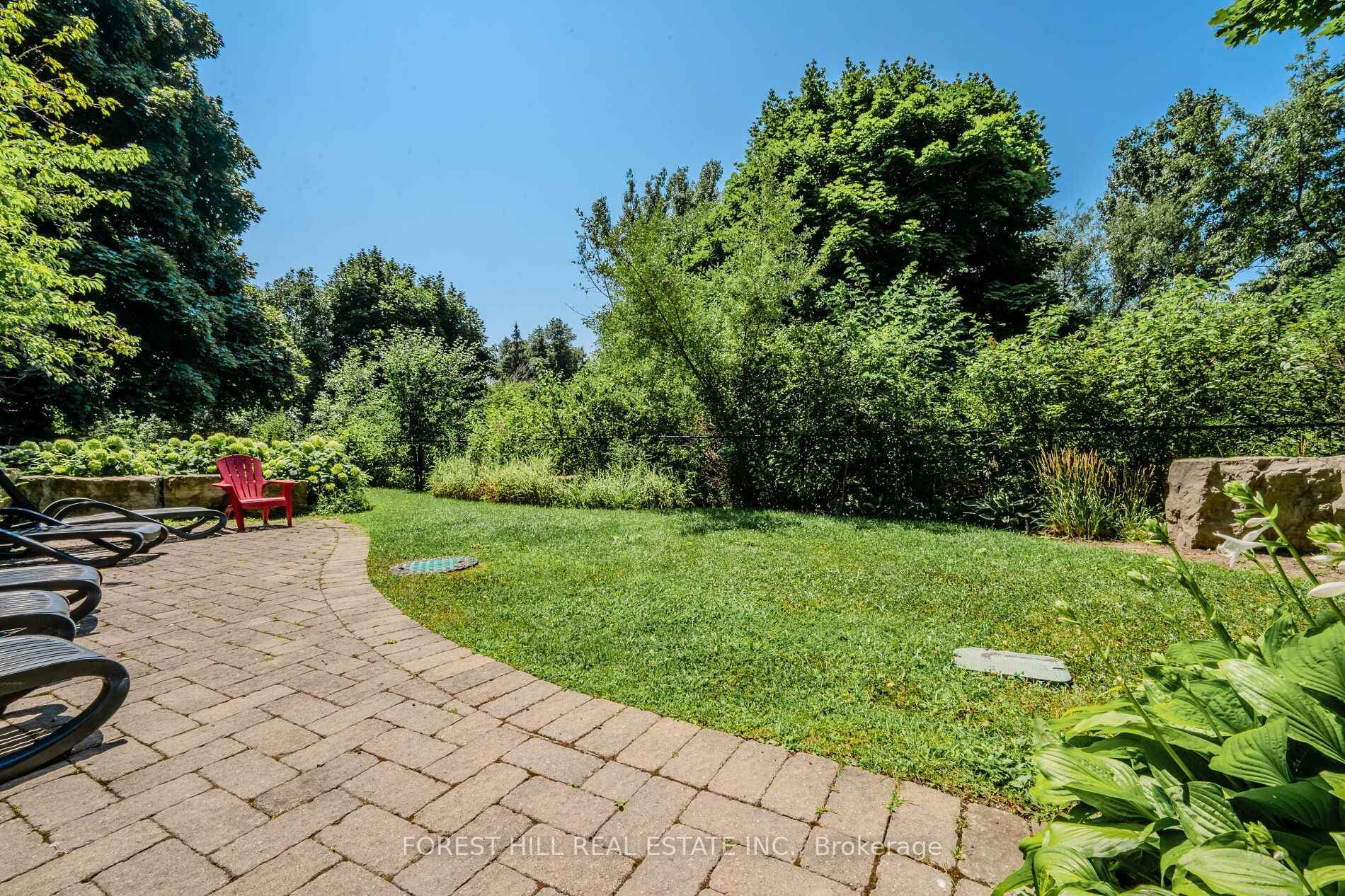 50 Eglinton Avenue Unit PH2 photo 29