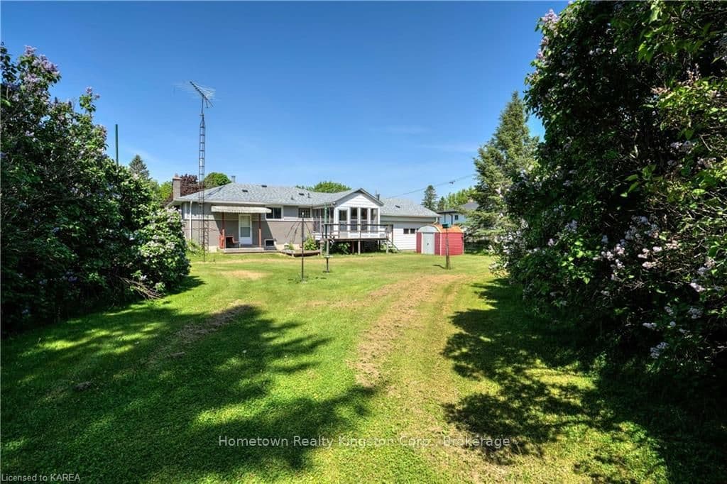 1830 SYDENHAM Road photo 29