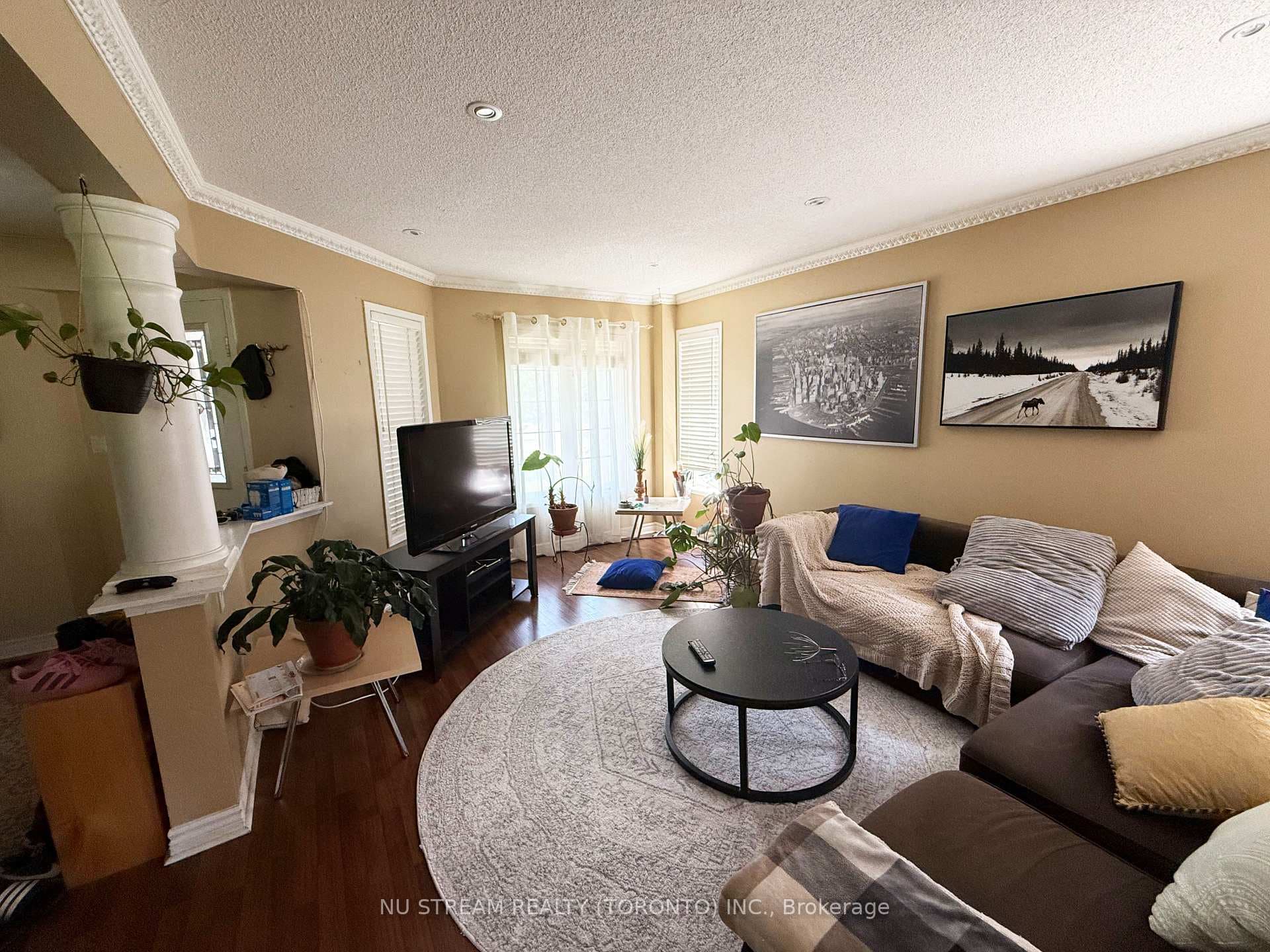 1081 Blueheron Boulevard photo 5