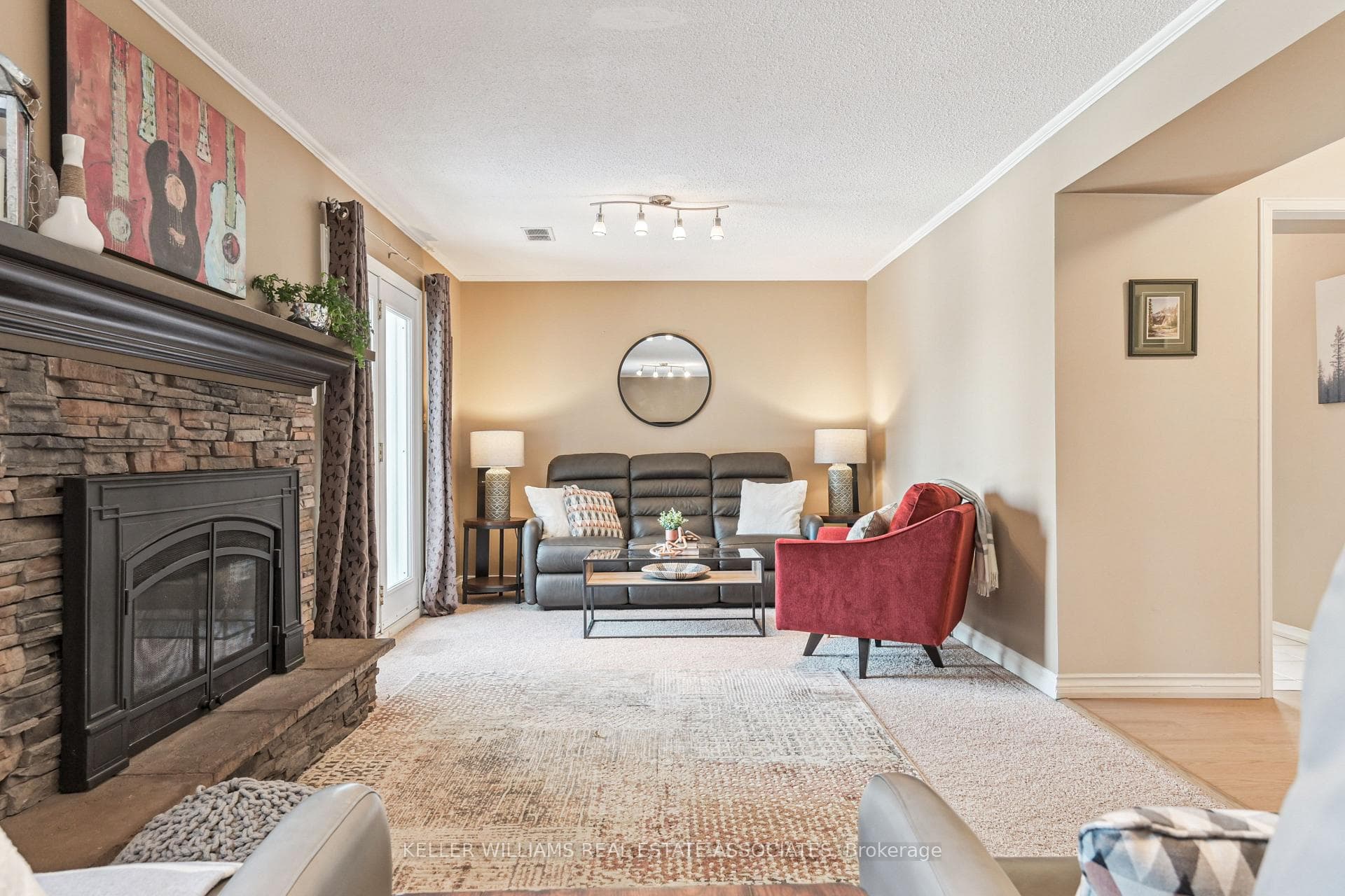 39 Erin Heights Drive photo 24