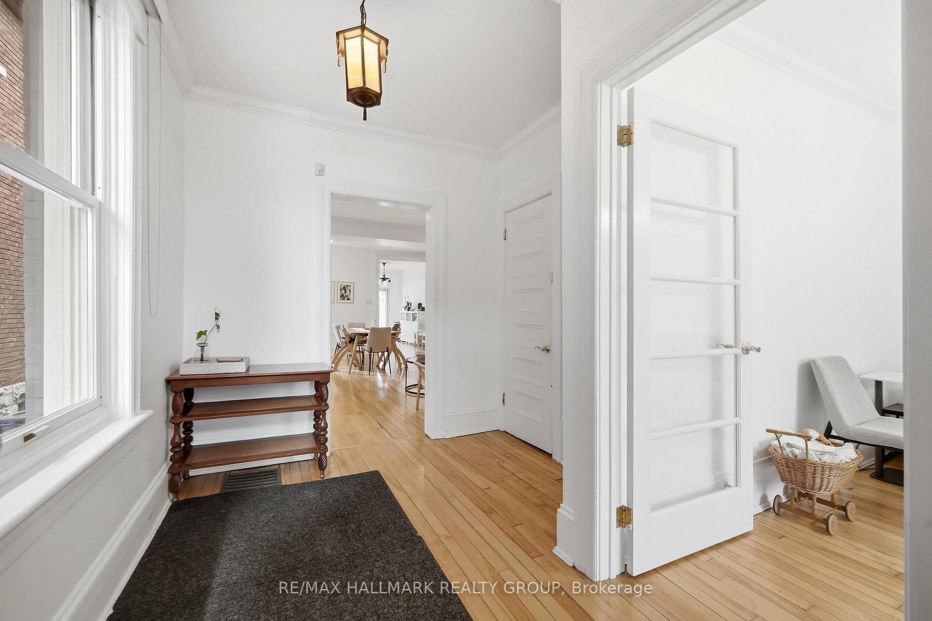 138 Keefer Street photo 3