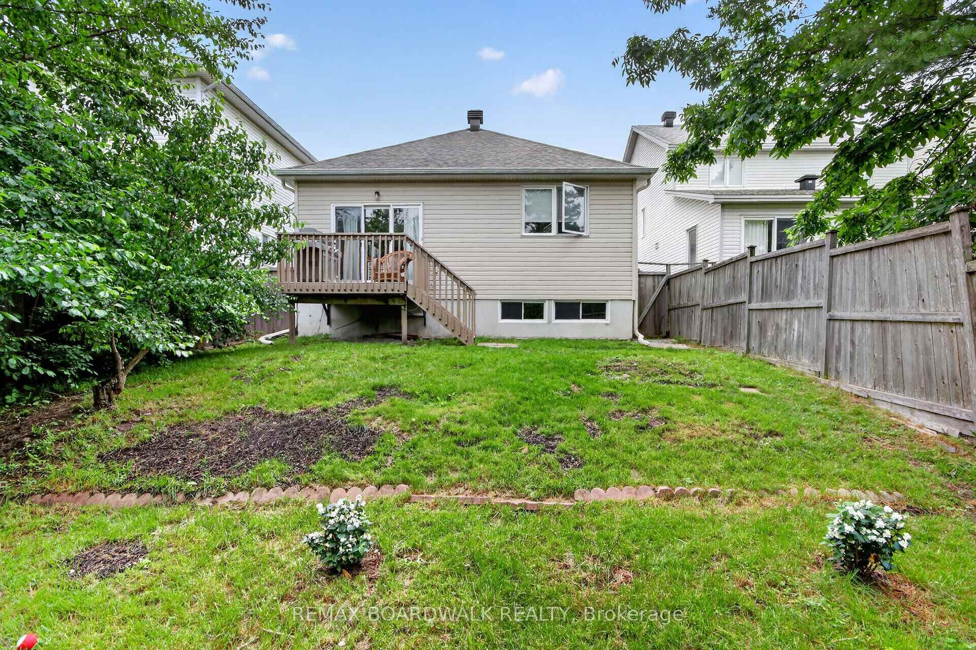 48 Maricona Way photo 45