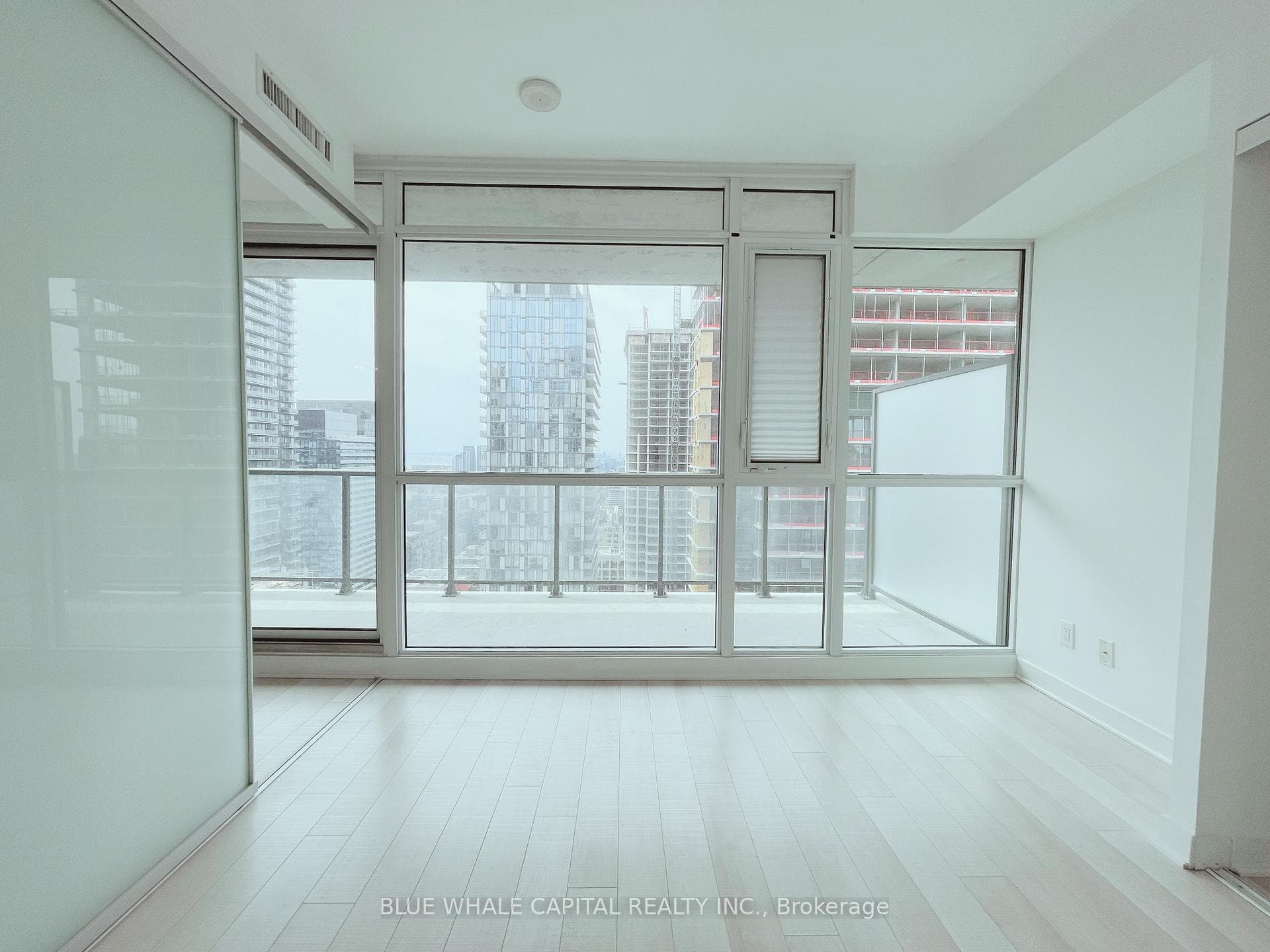 290 Adelaide Street Unit 3102 photo 7