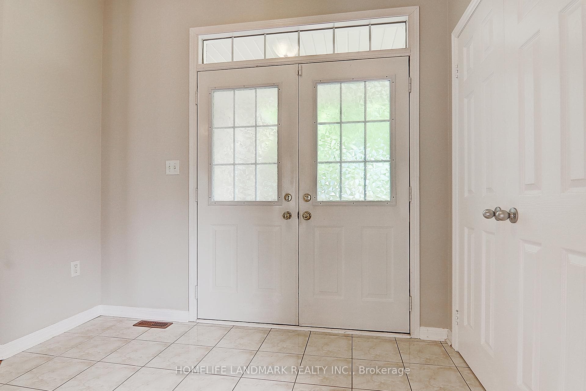51 Raffia Avenue photo 3