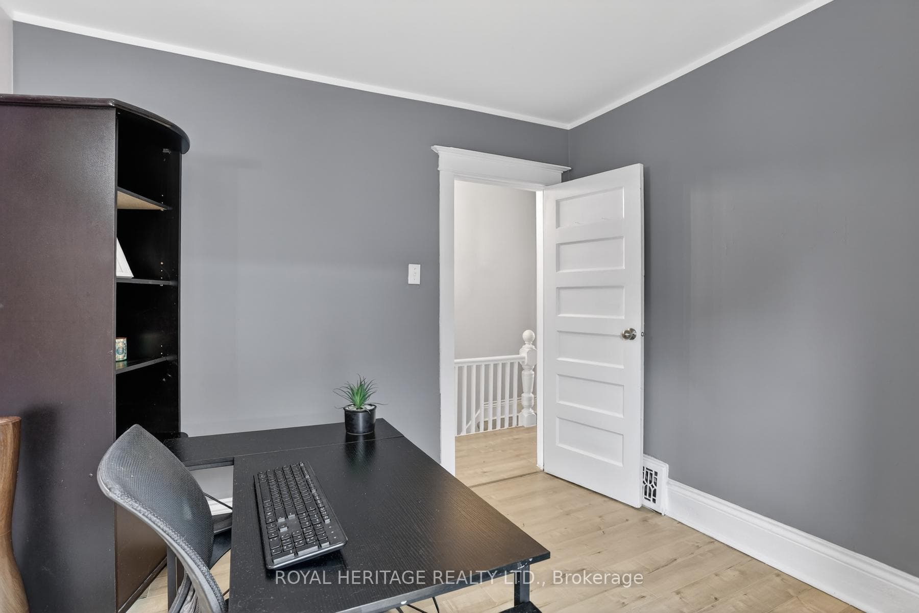 485 Albert Street photo 30