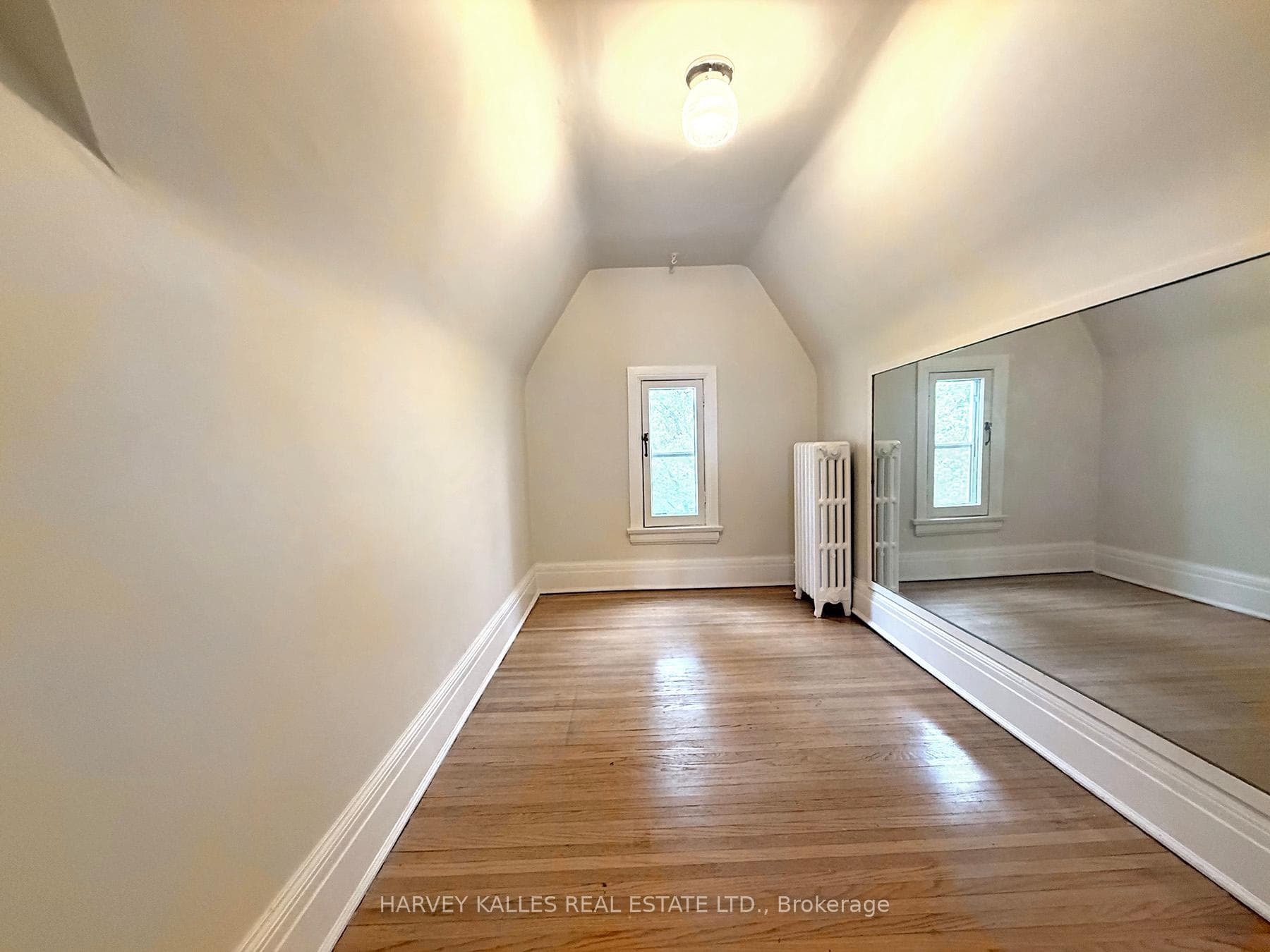 42 Glencairn Avenue Unit C photo 9
