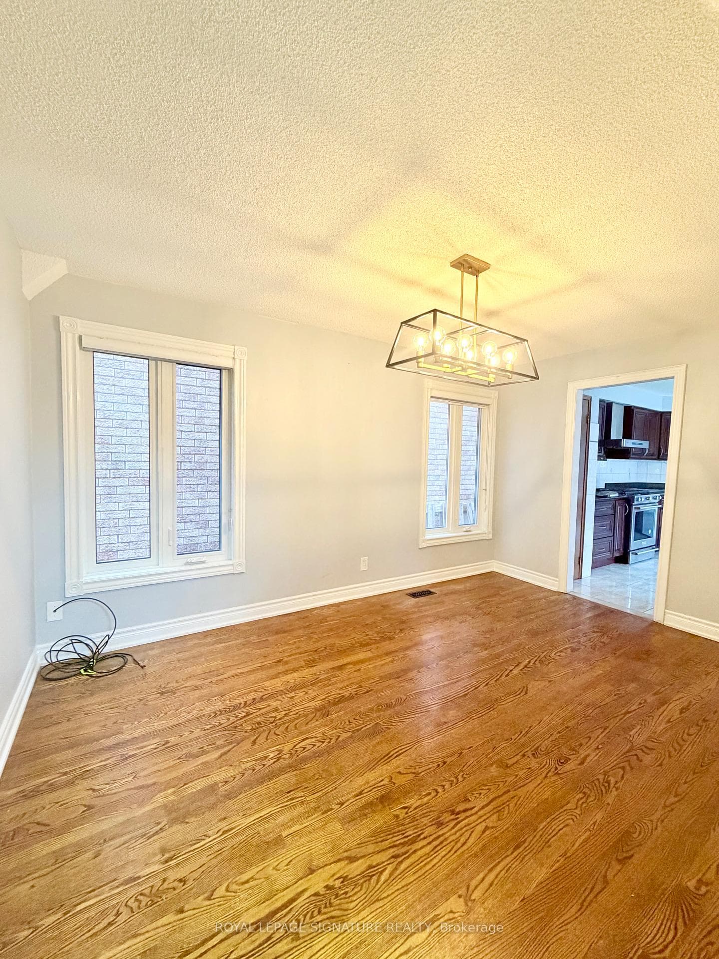 16 Oak Knoll Crescent Unit Main photo 4