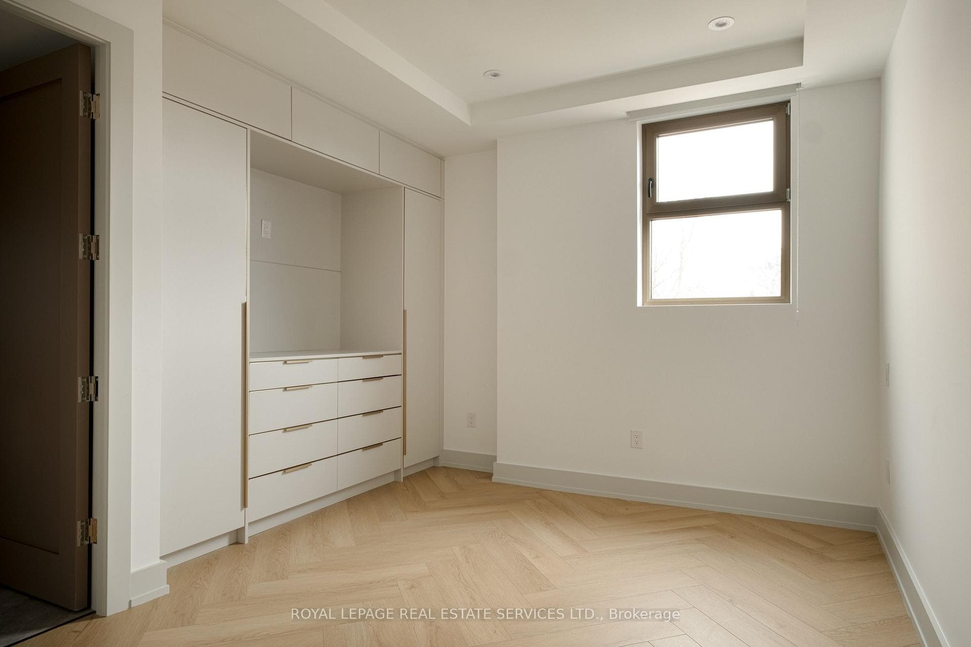 32 Rowanwood Avenue Unit Fourth Level photo 28