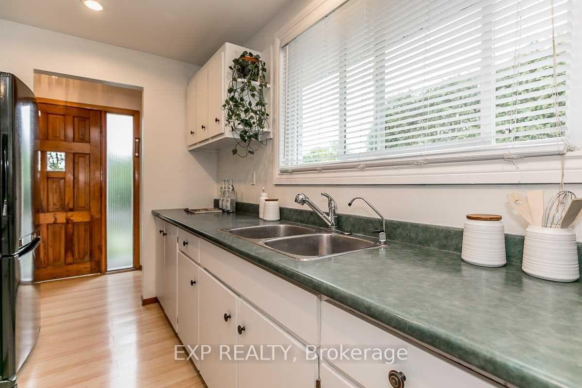 506 Duclos Point Road photo 8