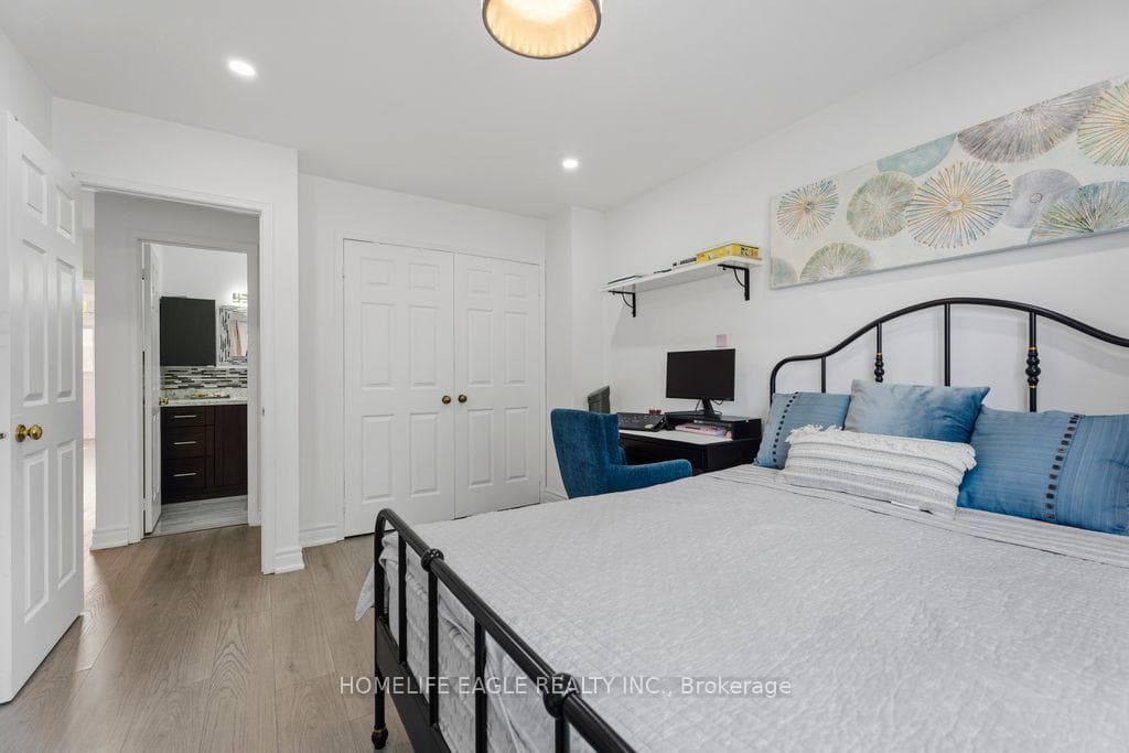 156 Heale Avenue photo 17