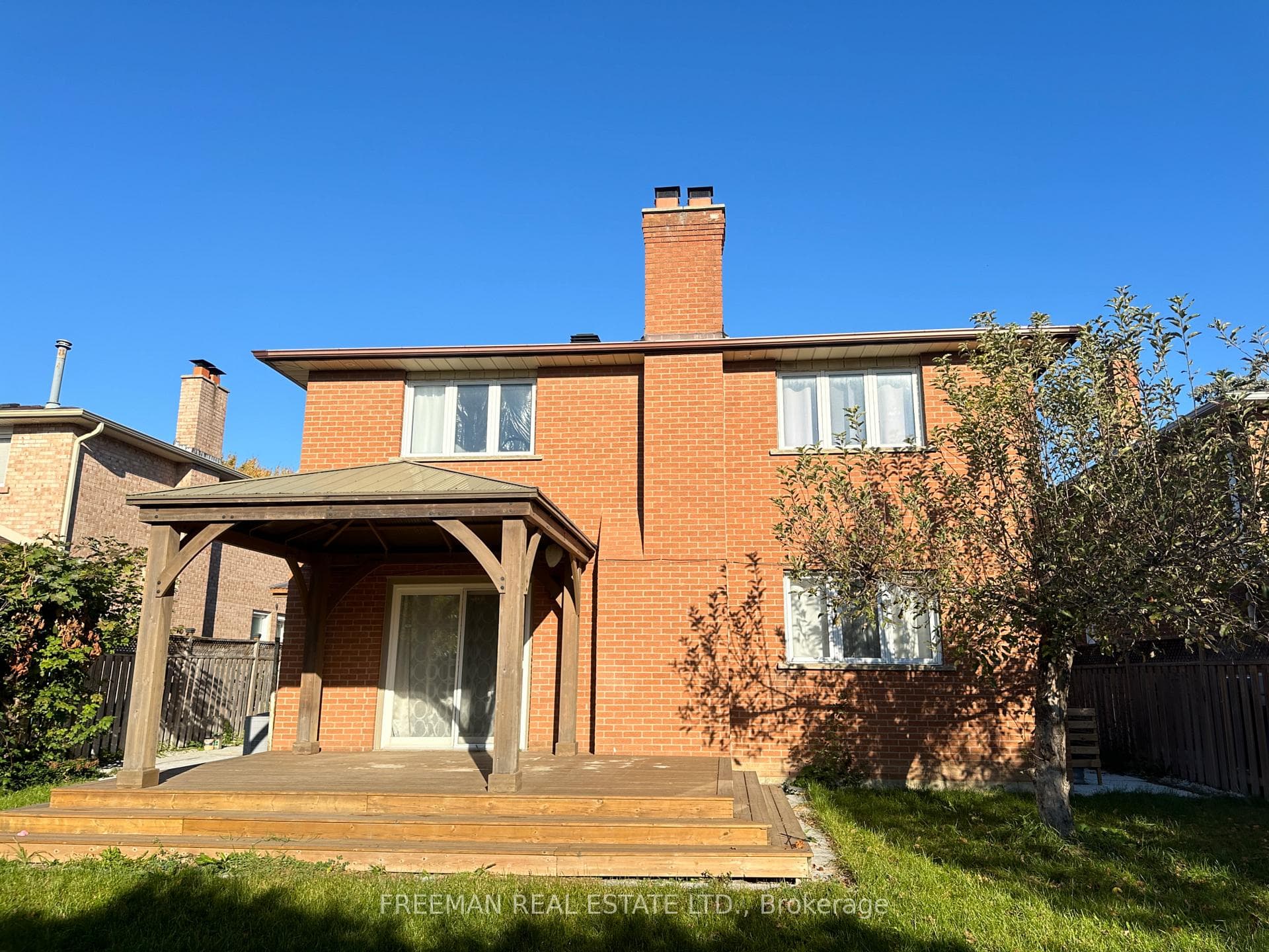 2495 Privet Crescent Unit (main) photo 23