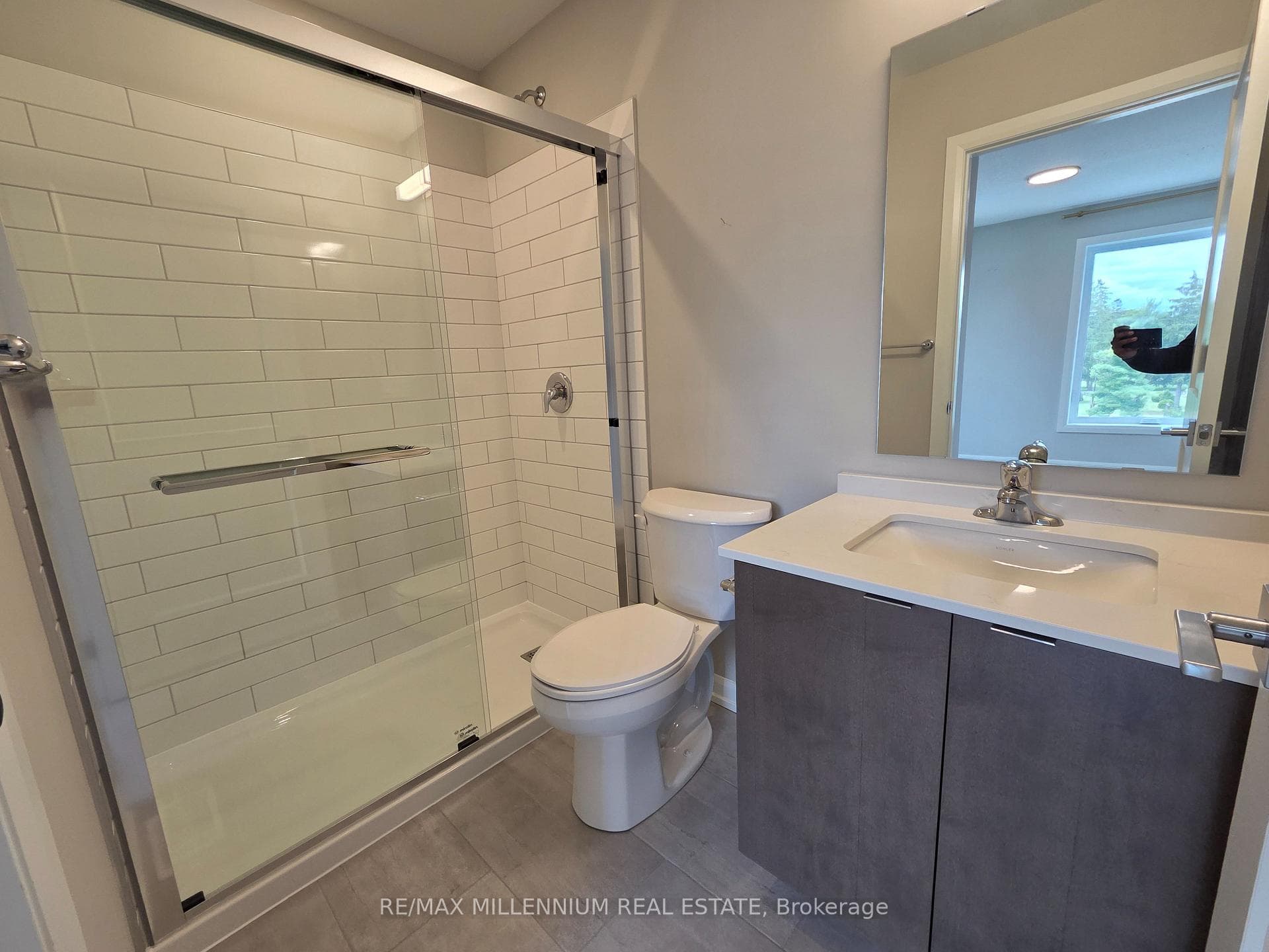 708 Woolwich Street Unit 103 photo 18