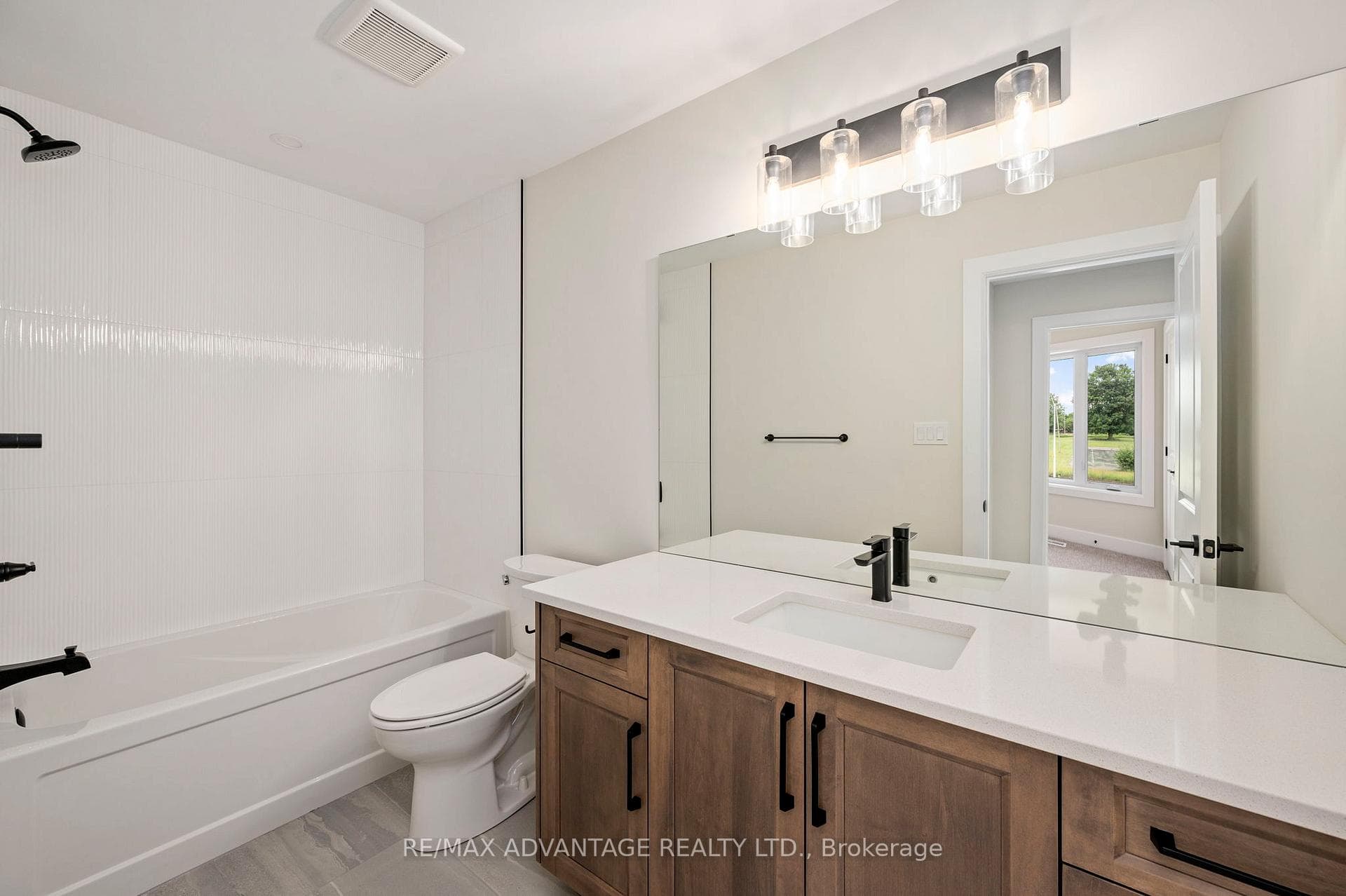 603 Regent Street photo 13