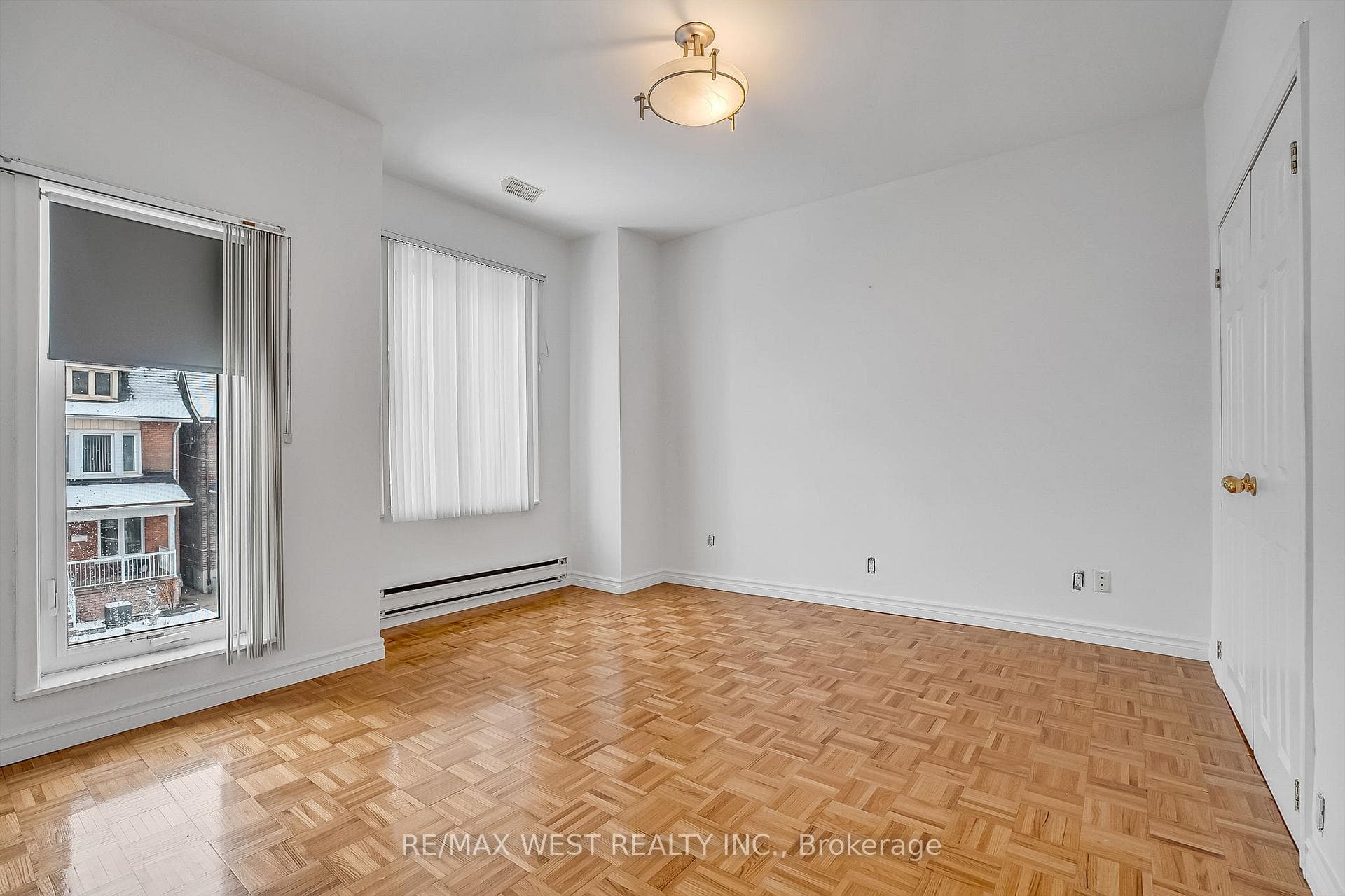 472 Symington Avenue photo 27