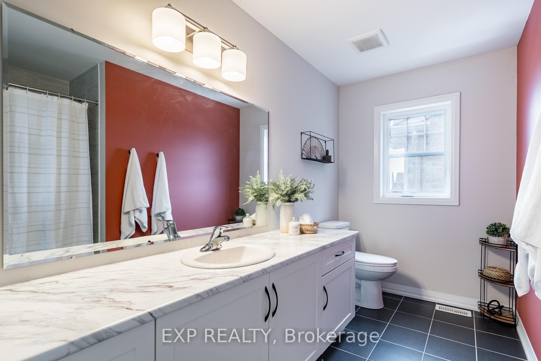 56 Drummond Street photo 17