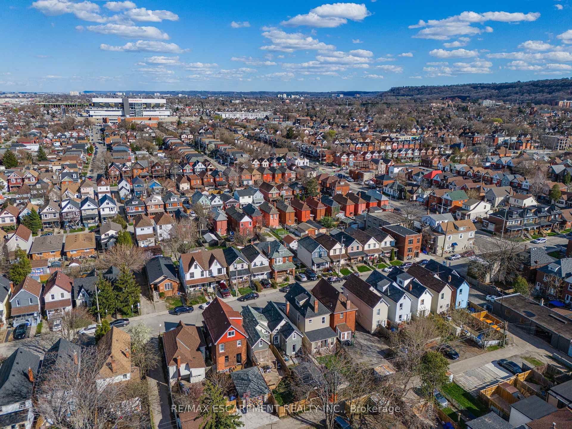 59 Chestnut Avenue photo 33
