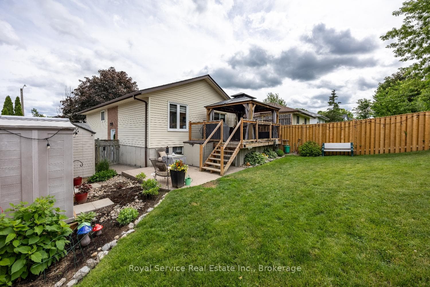 900 Stewart Drive photo 36