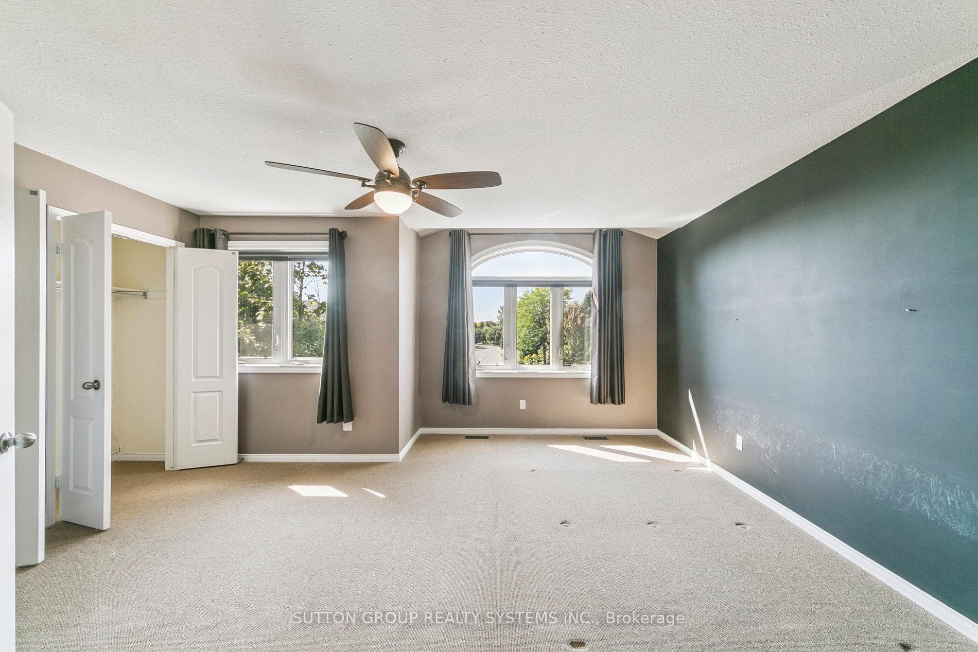 57 Foxborough Drive photo 34