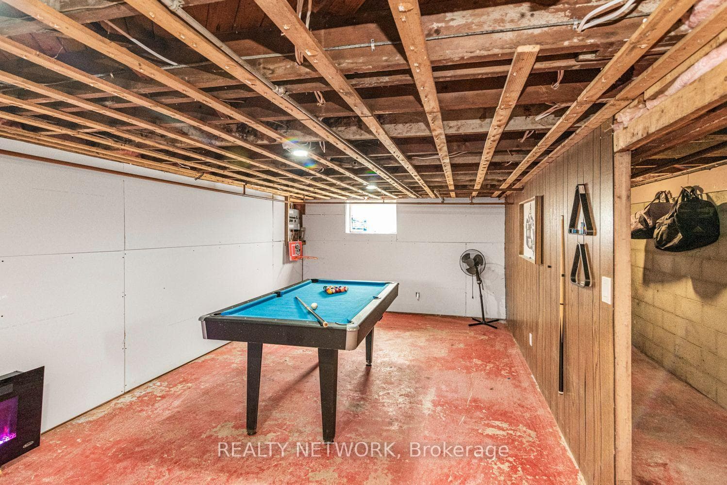 32 Grant Avenue photo 38