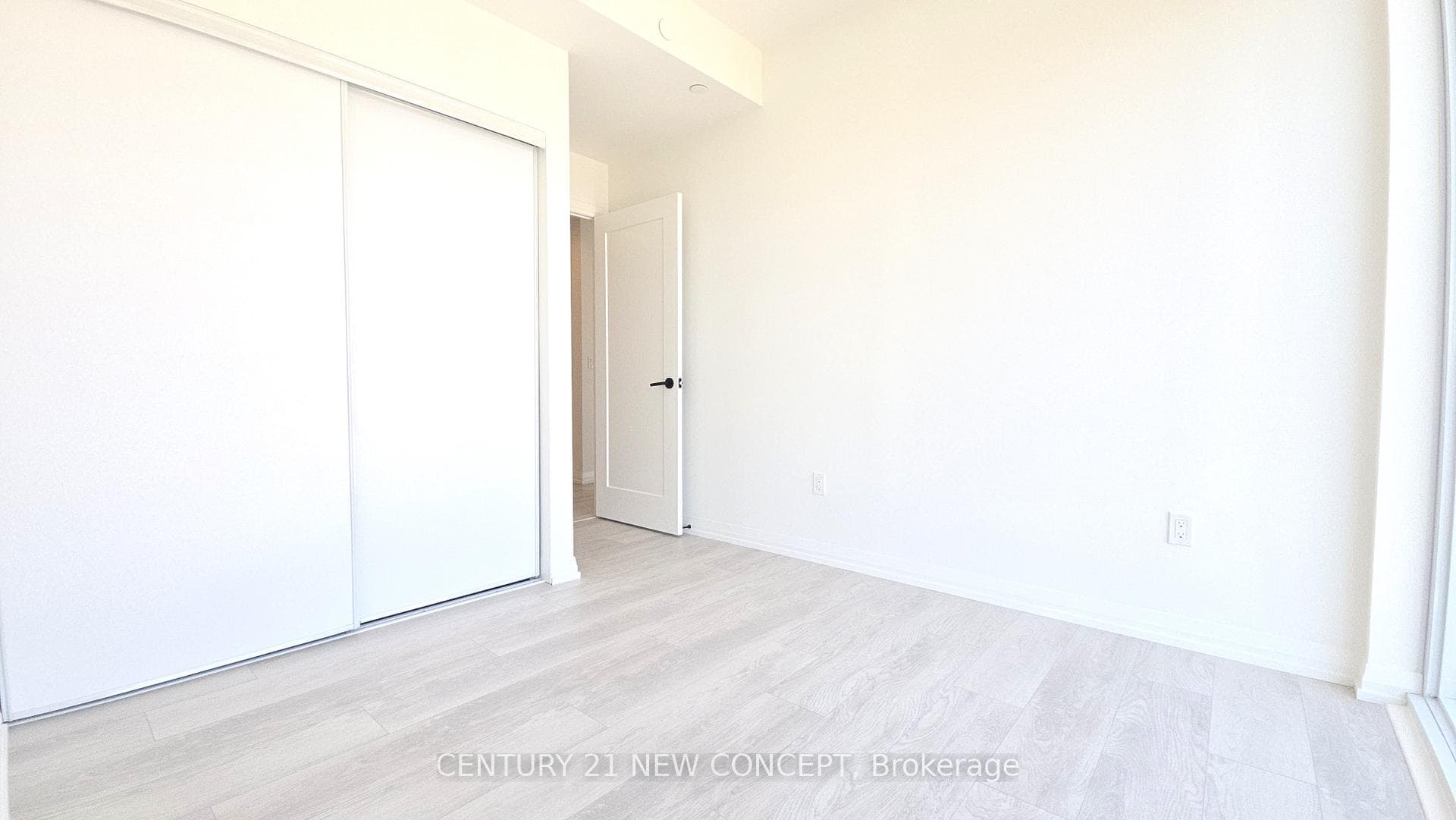 280 Dundas Street Unit 2502 photo 13