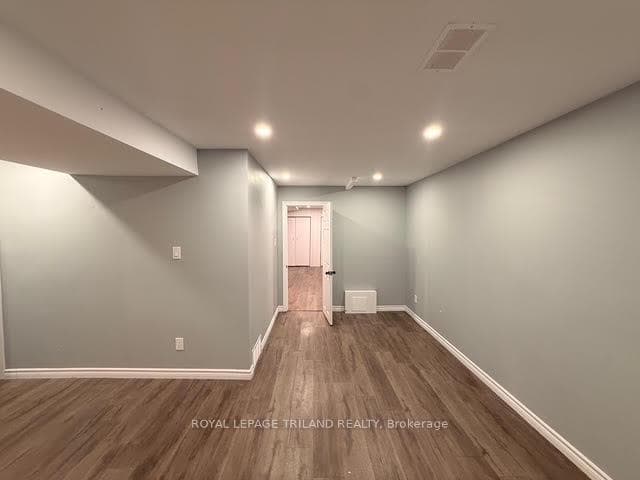 165 Railway Avenue photo 14