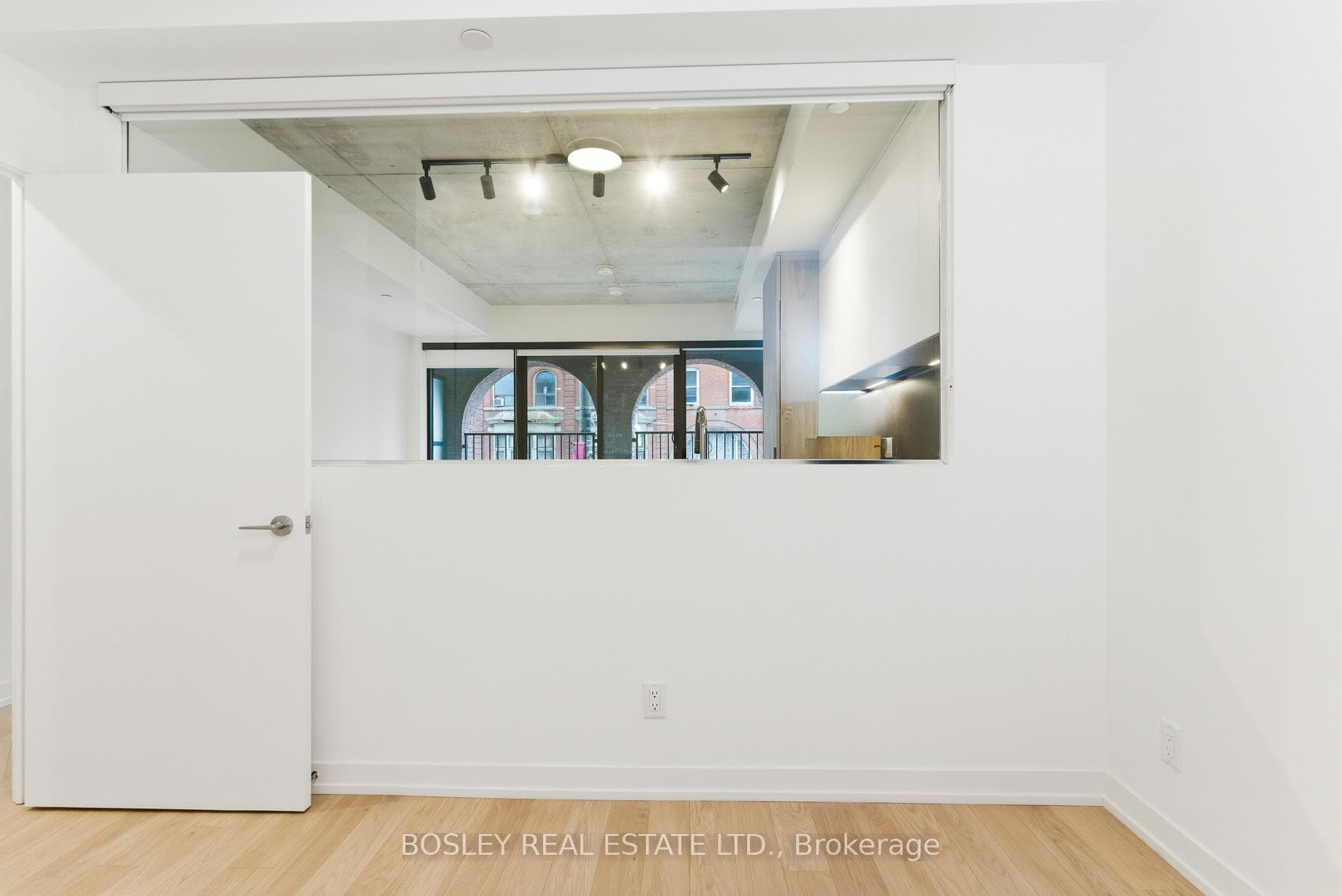 761 Queen Street Unit 204 photo 20