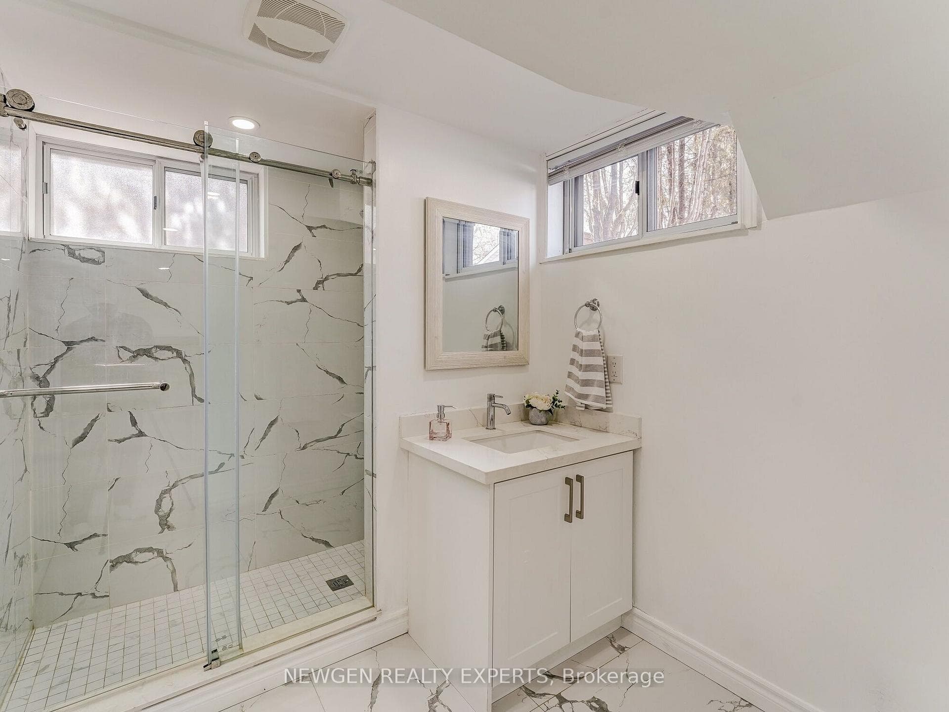 30 Linton Avenue photo 8
