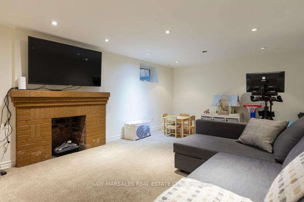 167 Aberdeen Avenue photo 33