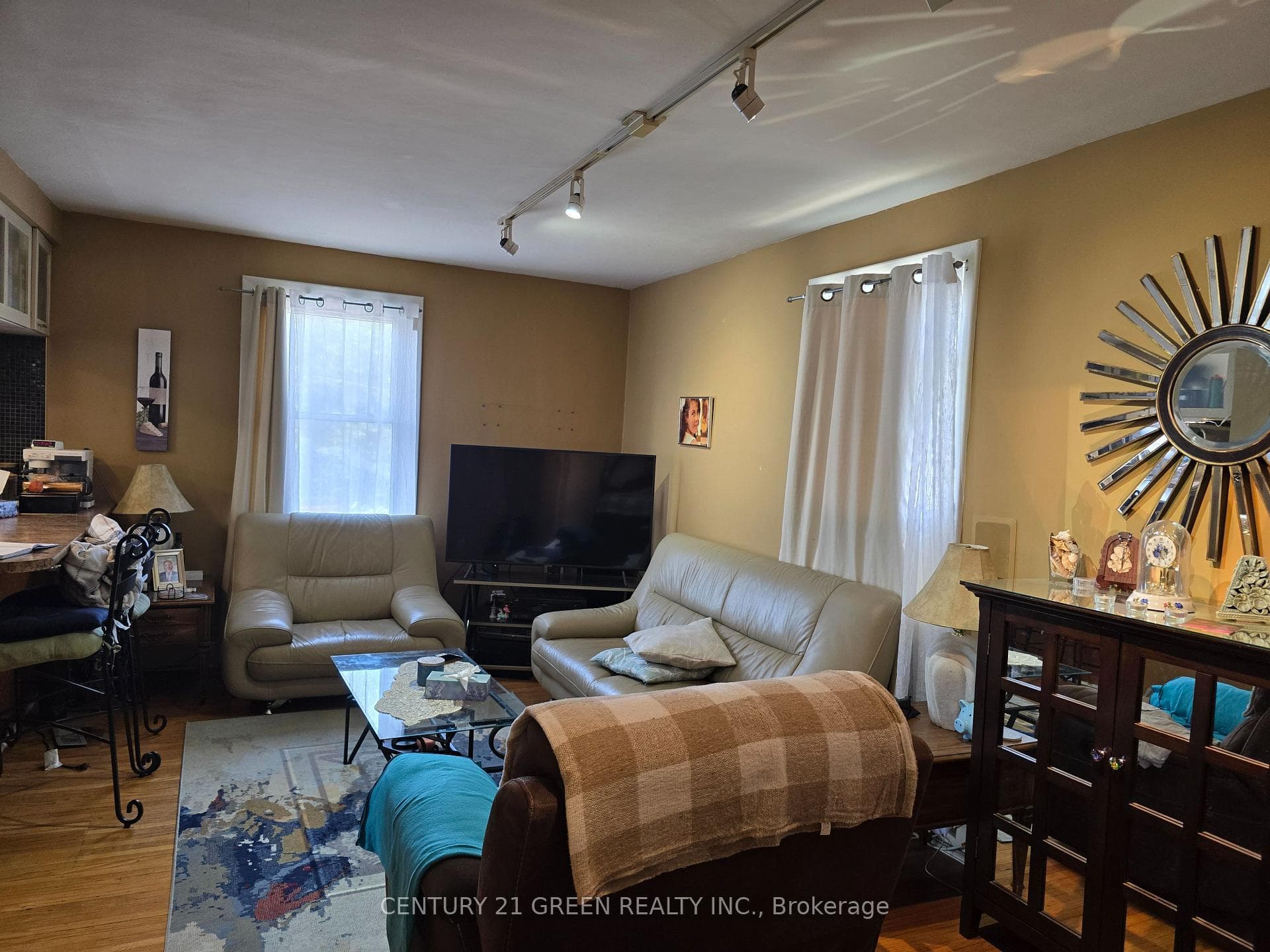 5166 Morrison Street photo 19