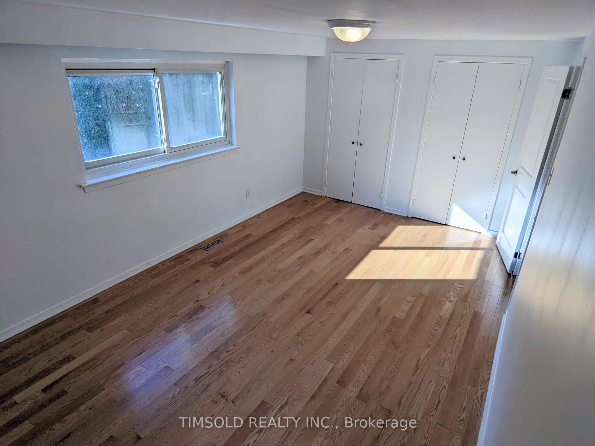 25 PRINGLE Avenue photo 12