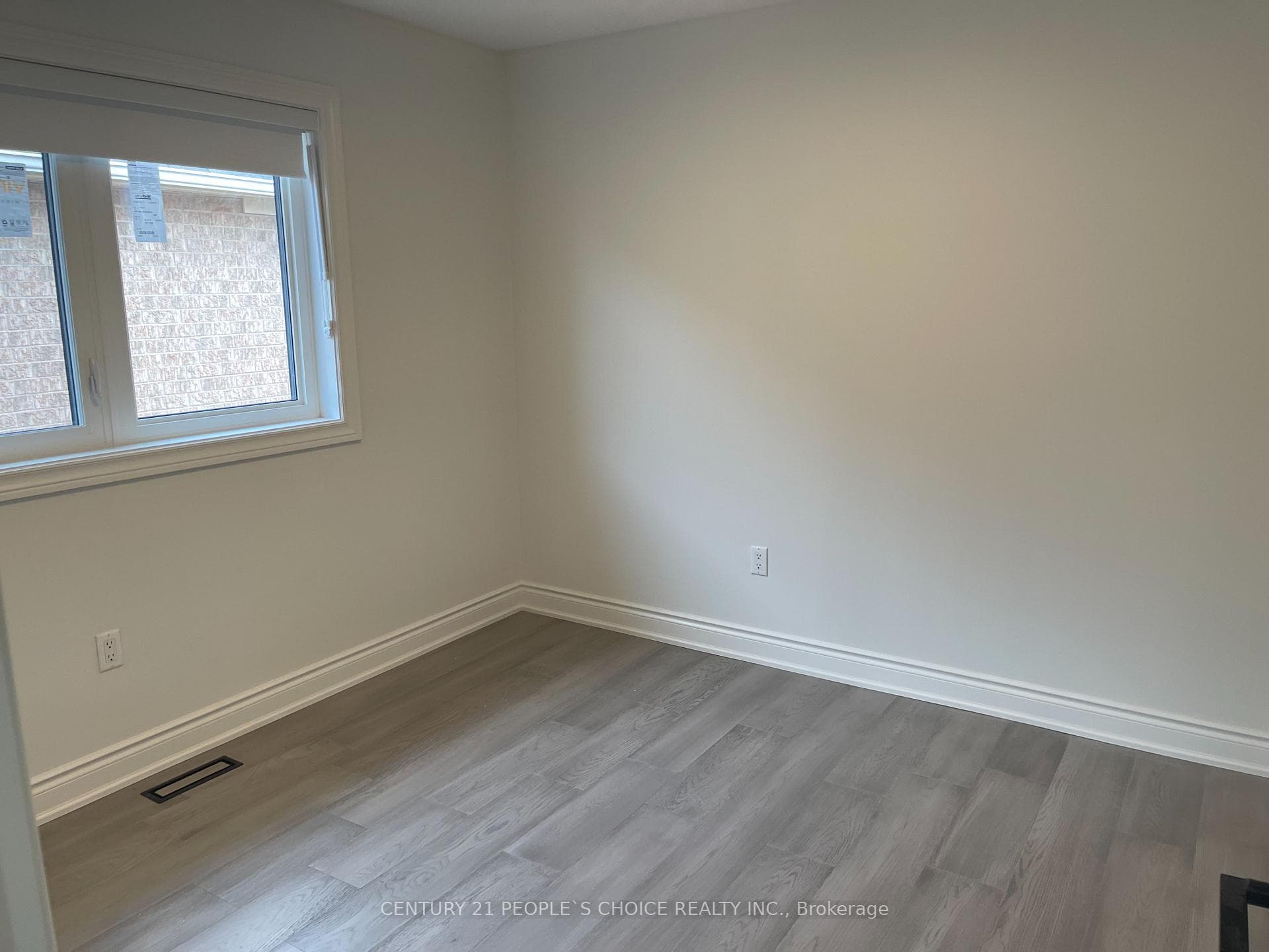 33 Springhurst Avenue Unit Main photo 26